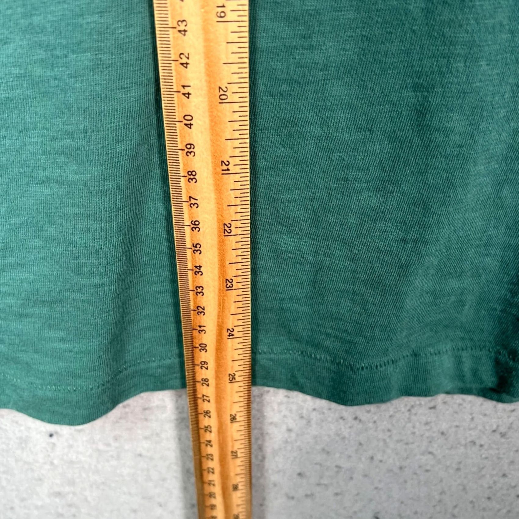 J.Crew J.Crew Mens T-Shirt Long Sleeve Henley 100% Cotton Green Size M Adult Mens Shirt Size US M / EU 48-50 / 2 - 6 Thumbnail