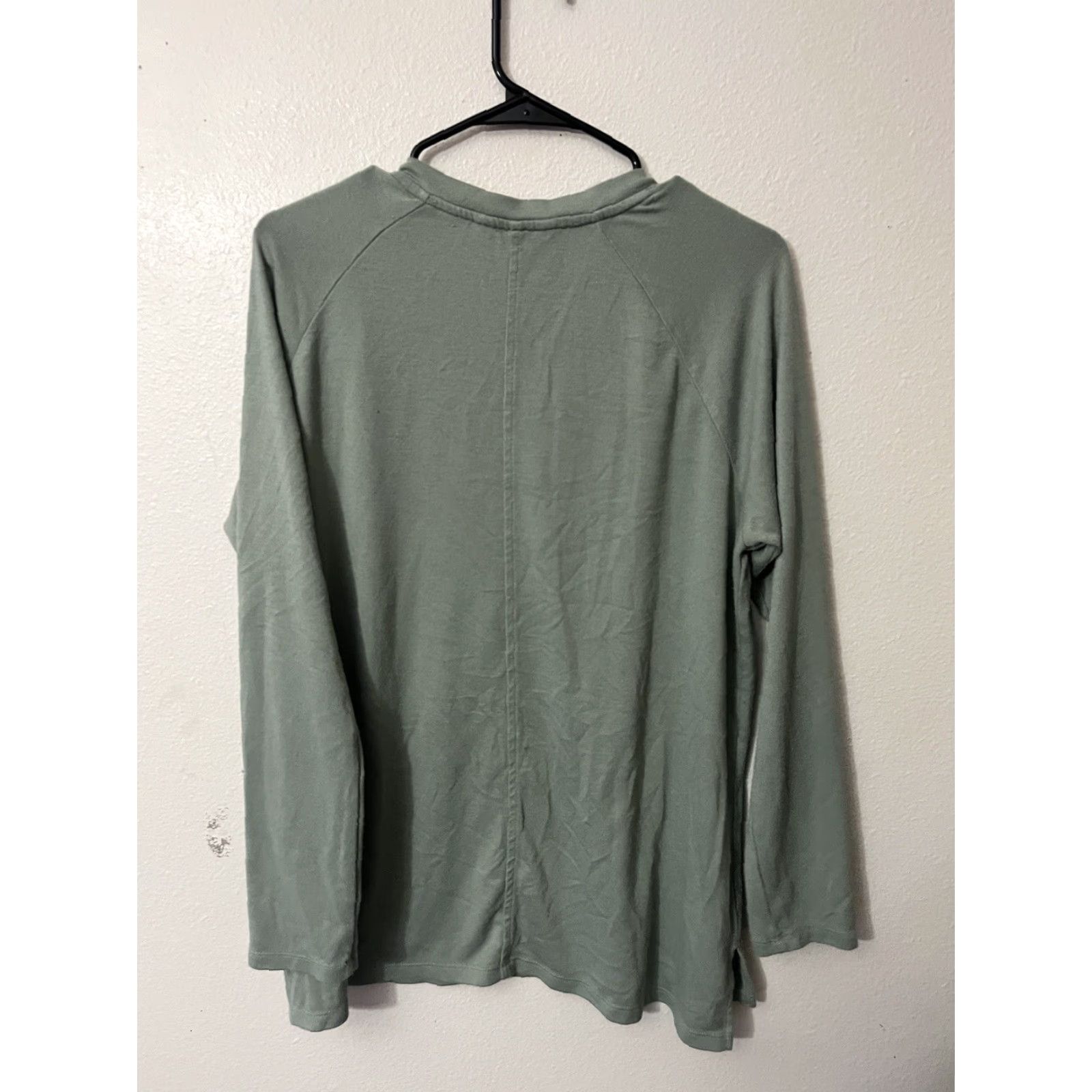 Banana Republic Banana Republic Tunic Shirt Women L Green Raglan Sleeve V-Neck Casual All Seasons Knit Top Size L / US 10 / IT 46 - 2 Thumbnail