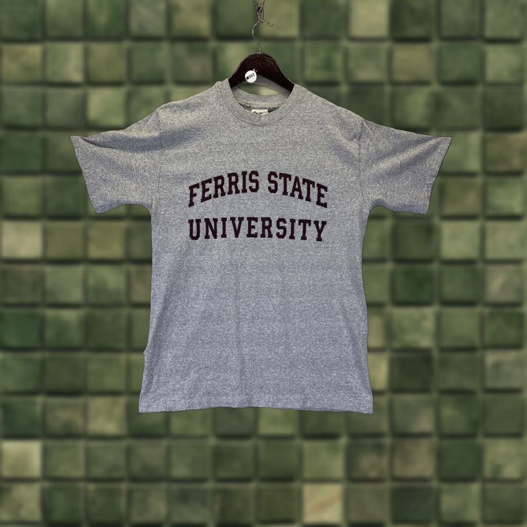 Vintage VINTAGE The Cotton Exchange Shirt Mens 90s Ferris State University Gray Cotton Short Sleeve Crew Neck M Size US M / EU 48-50 / 2 - 1 Thumbnail