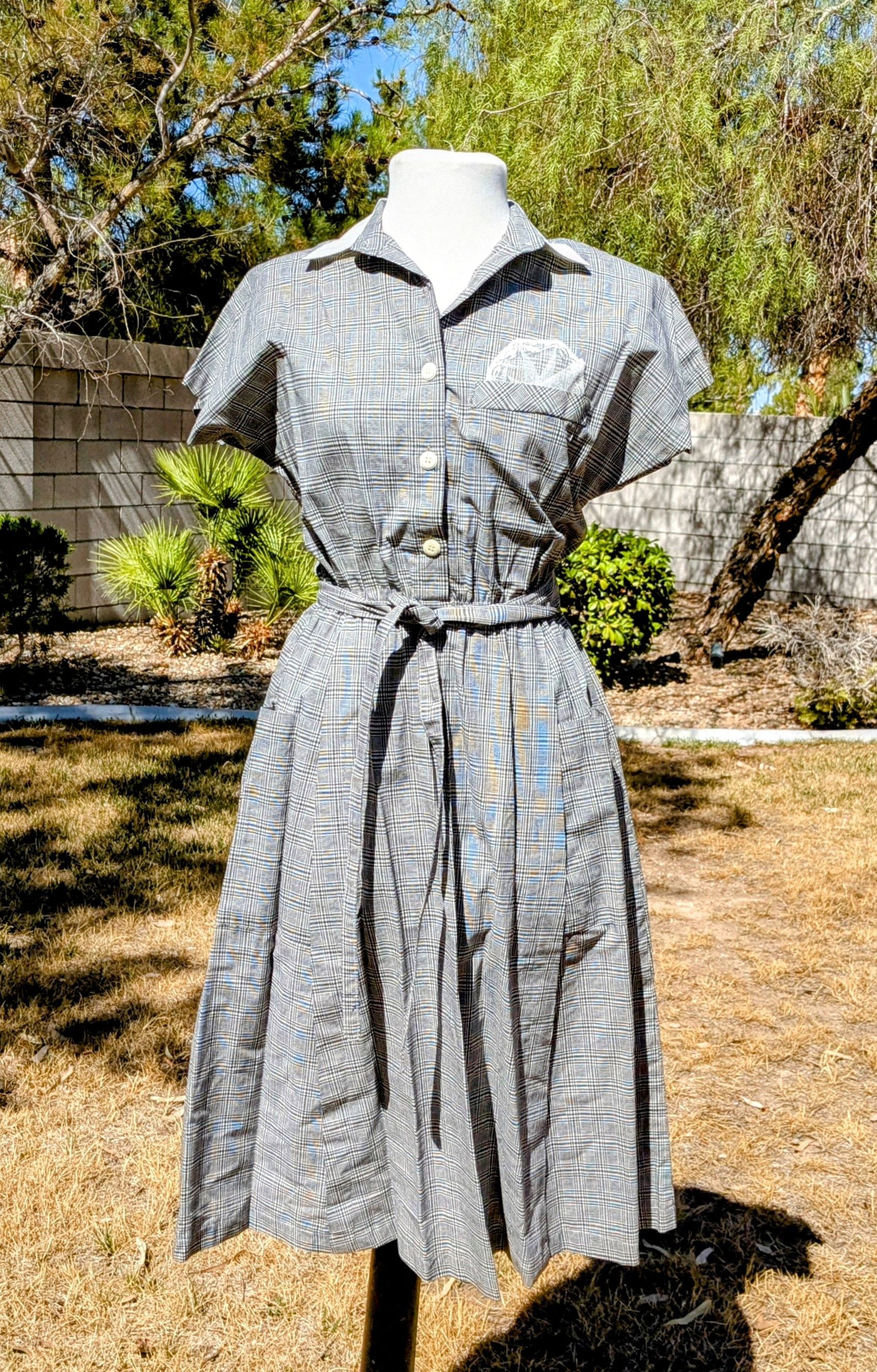 Vintage 1980s Nahana Co Rockabilly Petite Crosshatch Button Dress Size M / US 6-8 / IT 42-44 - 1 Thumbnail
