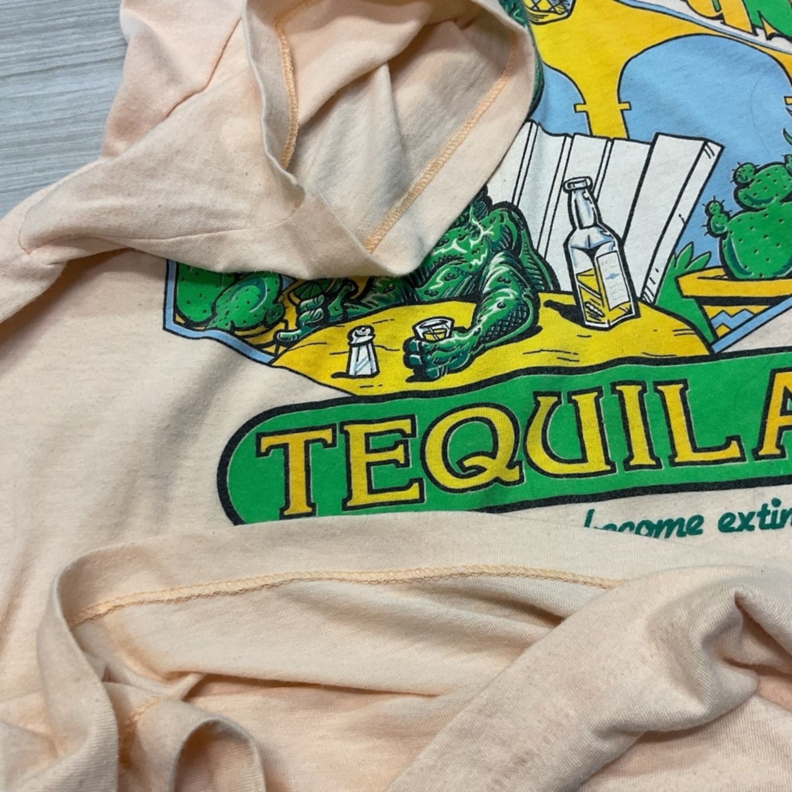 Vintage Vintage 80’s Mexisauras Tequila T-Shirt Size US L / EU 52-54 / 3 - 6 Thumbnail