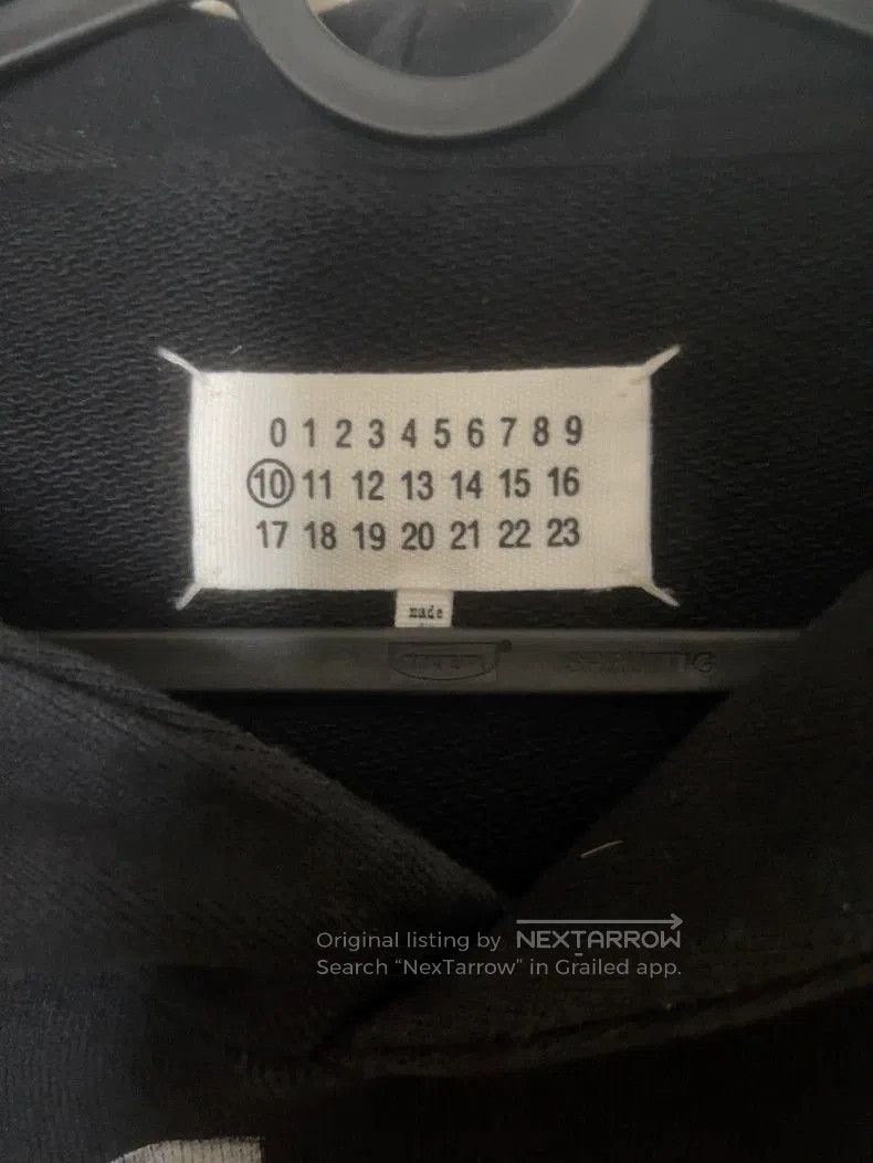 Maison Margiela Maison Margiela Hoodie in Black Color. Size US L / EU 52-54 / 3 - 2 Thumbnail
