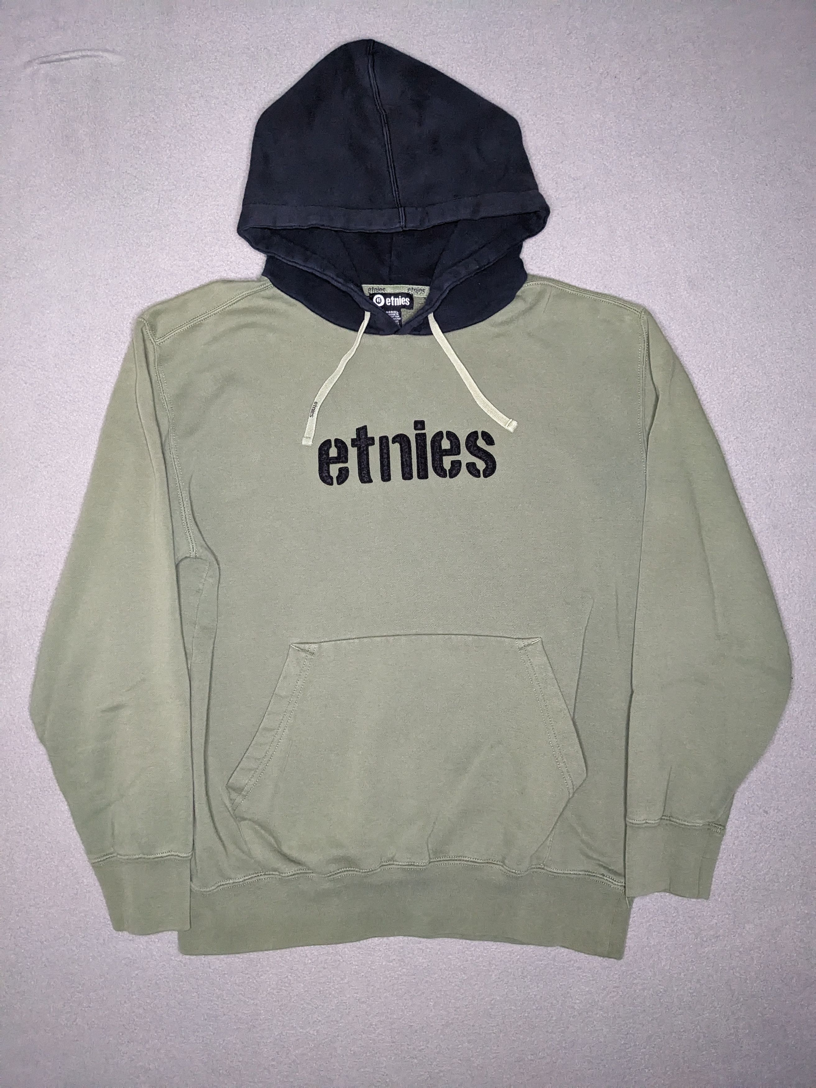 Etnies VINTAGE Y2K Etnies Gabriel Hoodie Medium Sweater Skater Logo Size US M / EU 48-50 / 2 - 1 Thumbnail