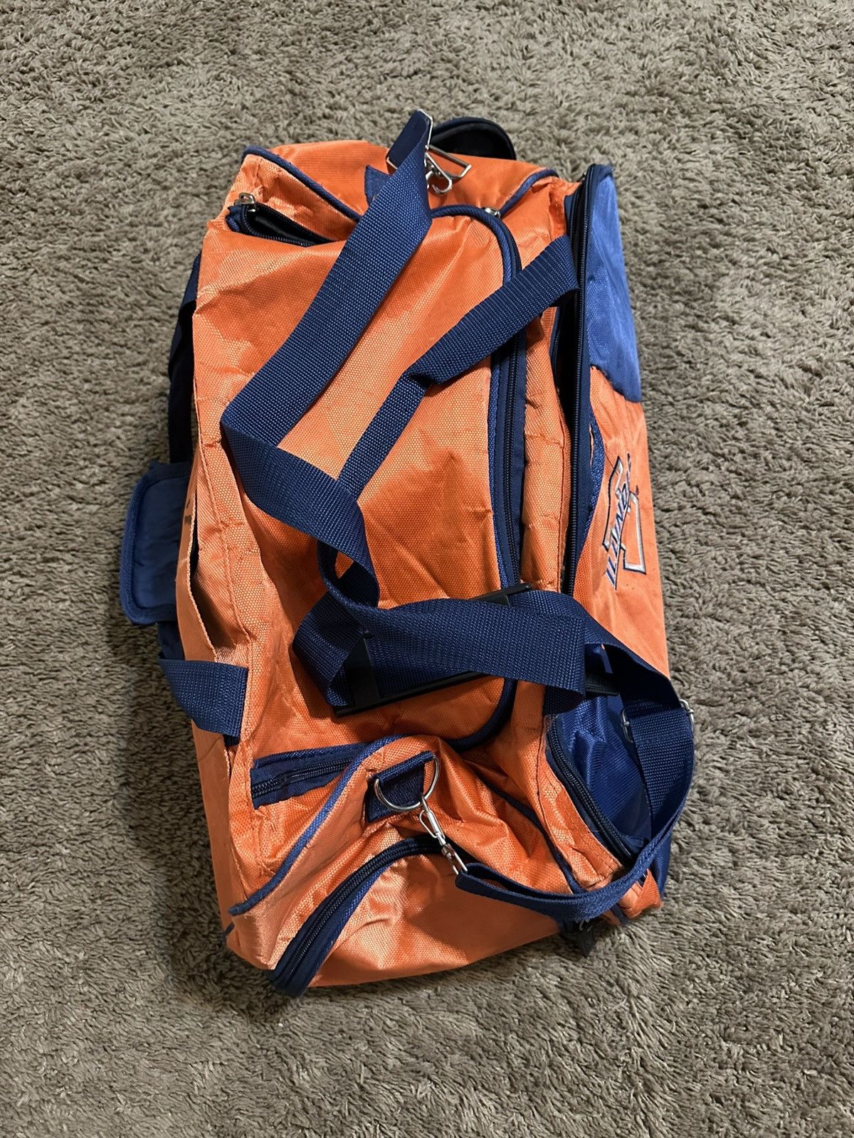 Vintage NCAA Illinois fighting illini duffle bag 90s