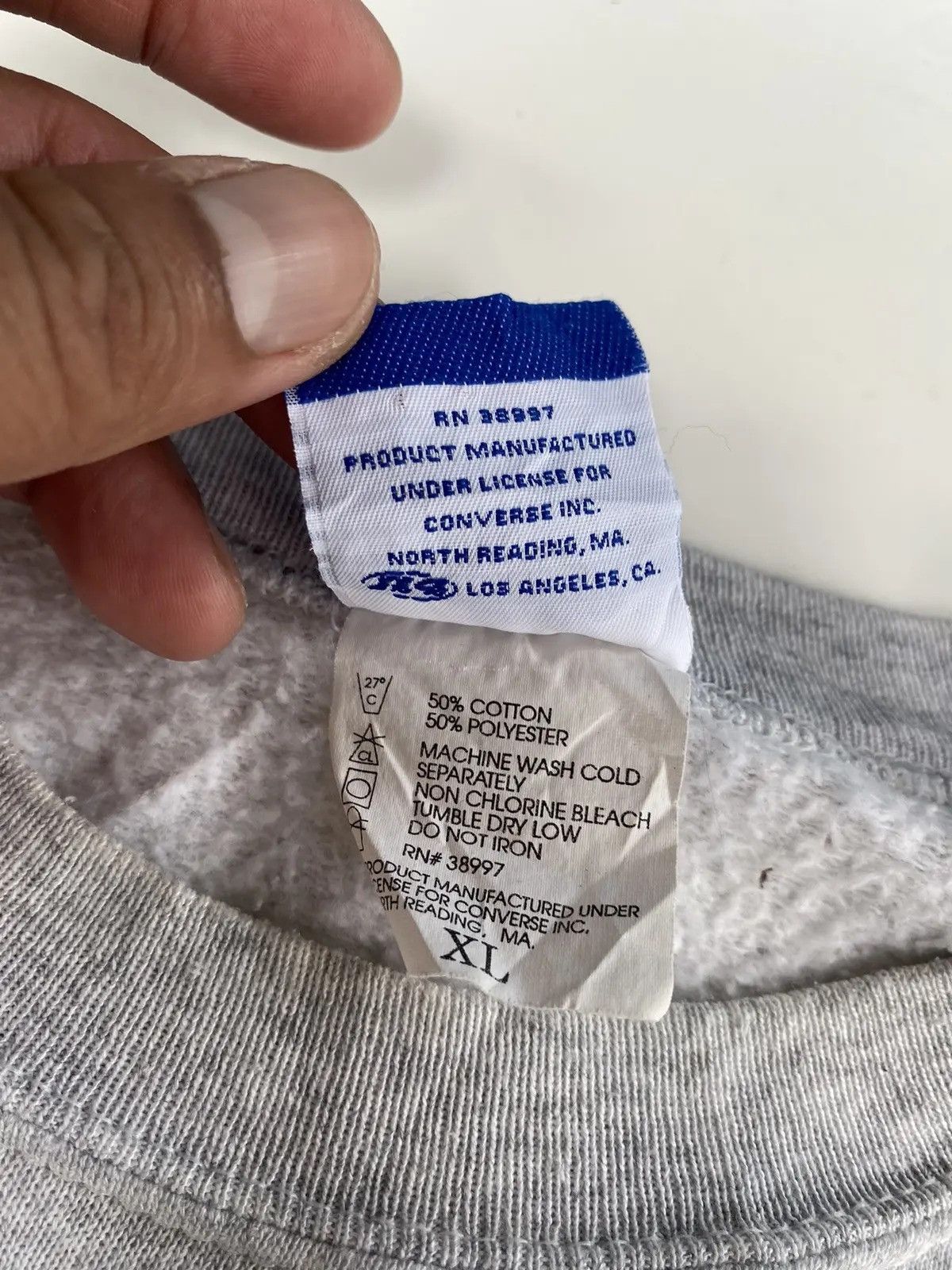 Converse Vtg 80s Usa Converse Printed Sweatshirt Size US XL / EU 56 / 4 - 8 Thumbnail