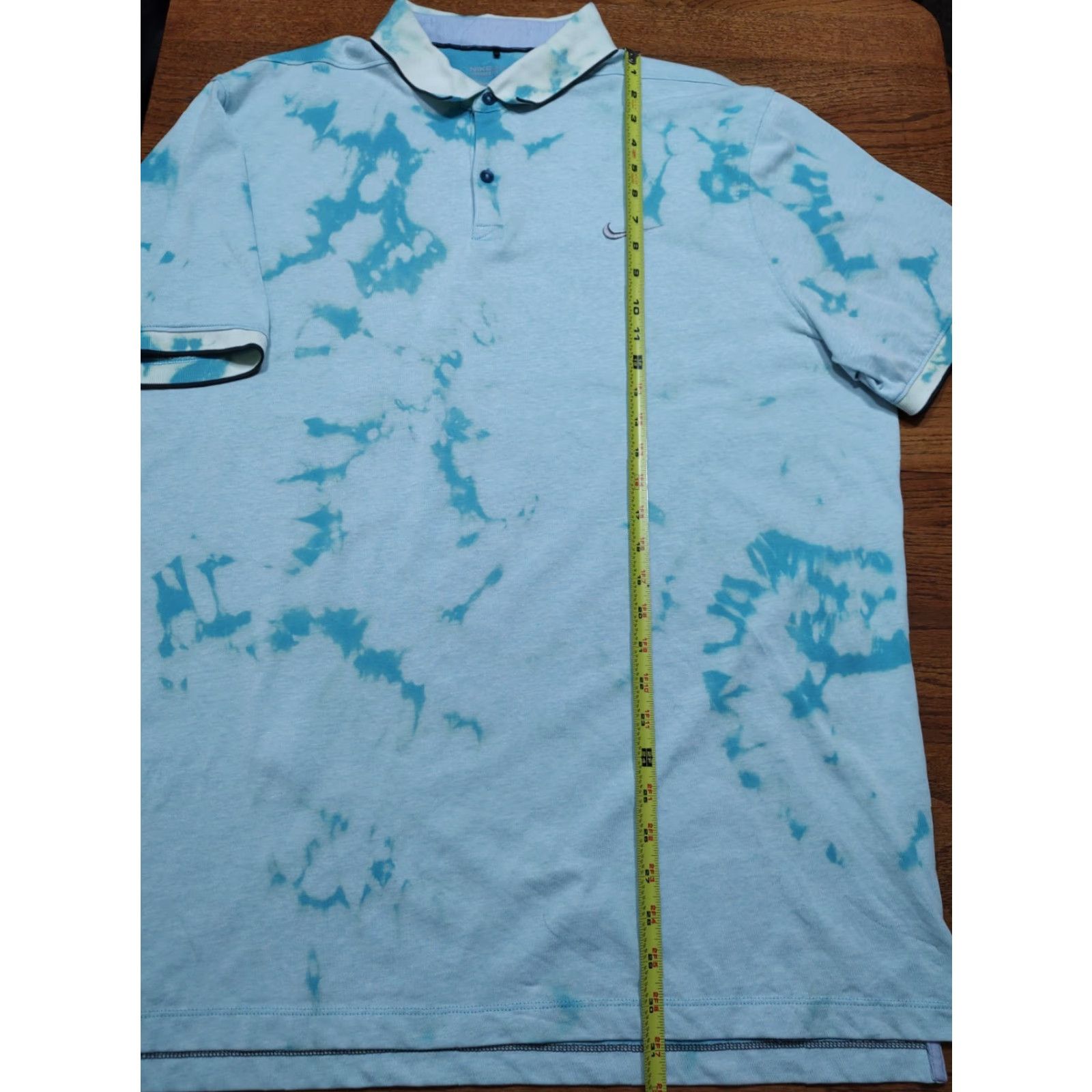 Nike VINTAGE Nike Shirt Polo Mens XL Tie Dye Light Blue DriFit 90s College USA American Breathable Cotton Blend Short Sleeve Collared Button Polo Shirt Size US XL / EU 56 / 4 - 4 Thumbnail