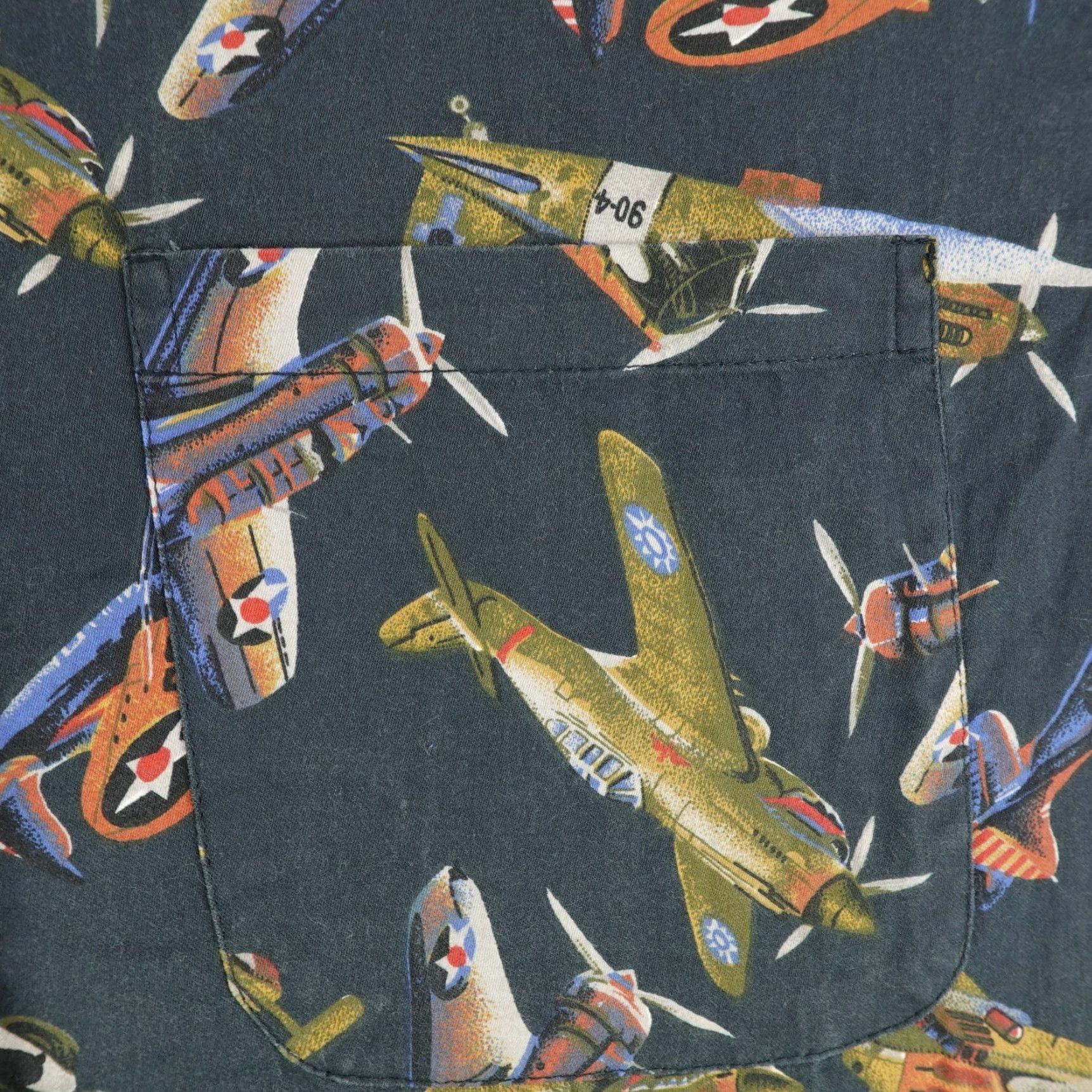 Vintage VINTAGE Smithsonian Graphic Print Button-Up Shirt Men Medium Black Military Airplanes WWII Size US M / EU 48-50 / 2 - 3 Thumbnail