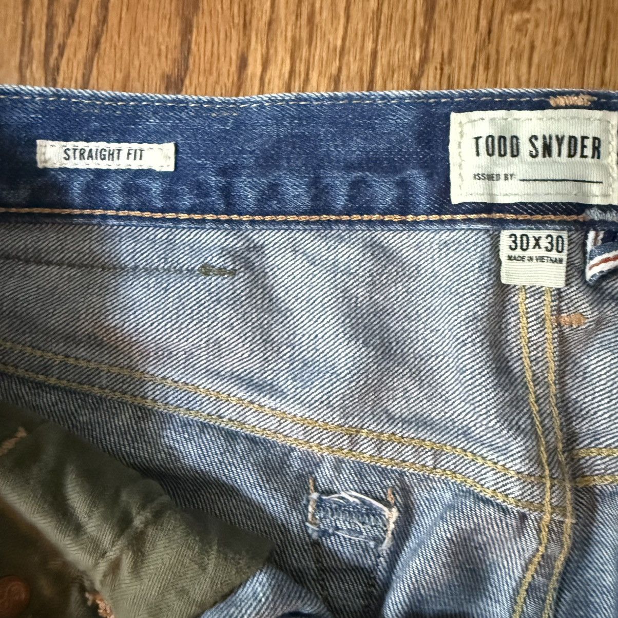 Todd Snyder Todd Snyder Straight Selvedge Jean in Medium Wash Size 30/30 Size US 30 / EU 46 - 2 Thumbnail