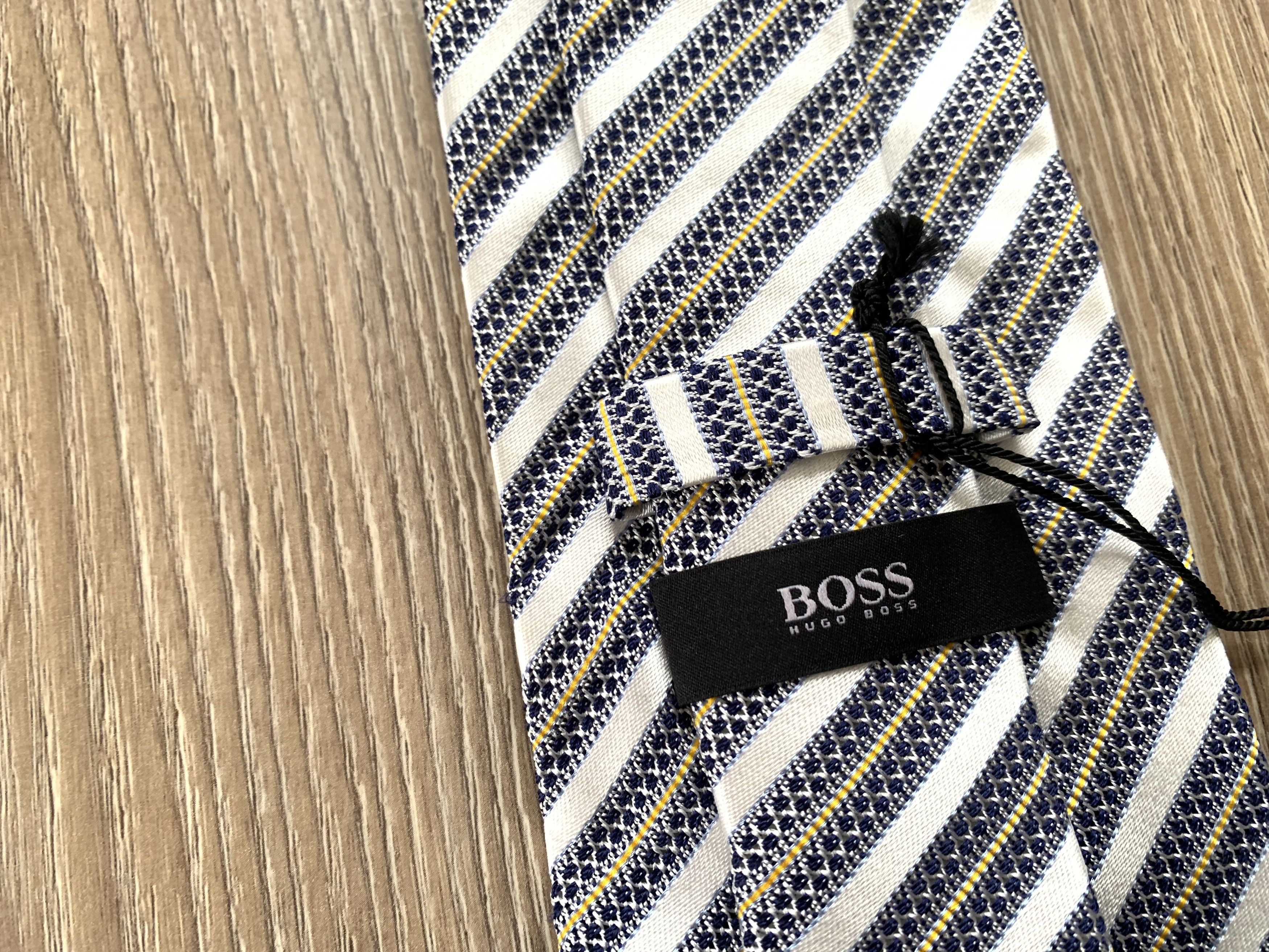 Hugo Boss Hugo Boss White Striped Silk Tie Size ONE SIZE - 6 Thumbnail