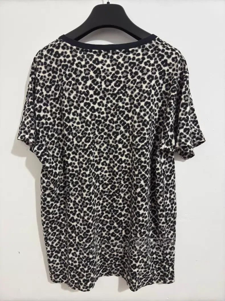 Saint Laurent Paris Saint Laurent Paris Cotton Round Neck Black and Grey Leopa Size US L / EU 52-54 / 3 - 4 Thumbnail