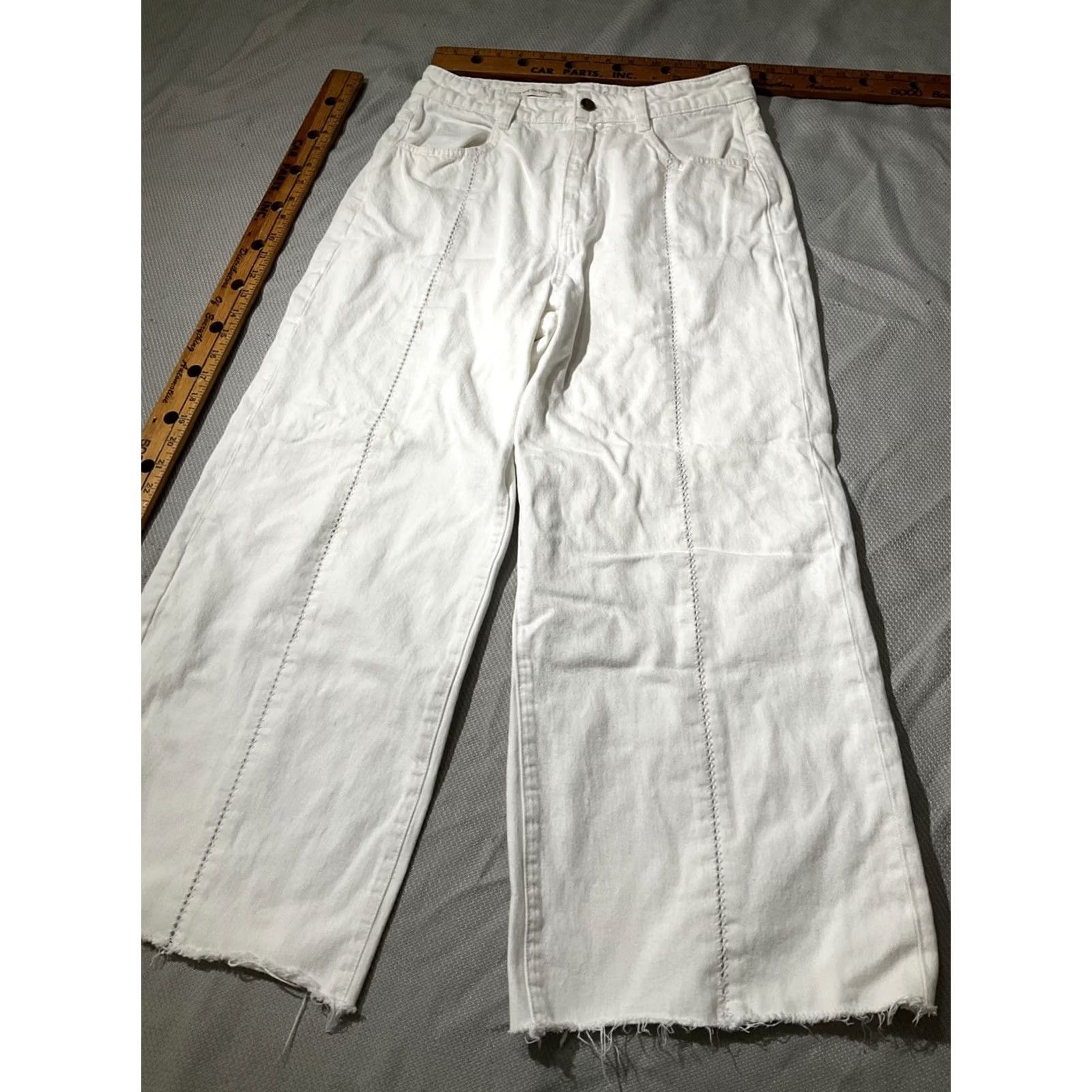 Anthropologie VINTAGE Anthropologie Pilcro And Letterpress Jeans Womens 28 White Wide Leg Crop Boho Size 28" / US 6 / IT 42 - 5 Thumbnail
