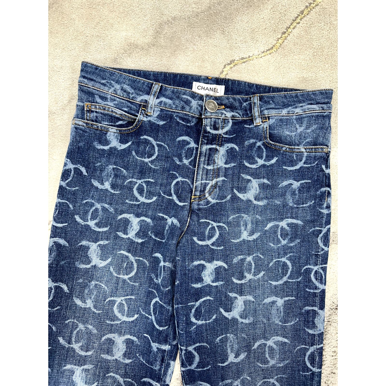 Chanel Chanel Denim White CC Printed Logo Sequin Skinny Jeans 42 Size 28" / US 6 / IT 42 - 3 Thumbnail