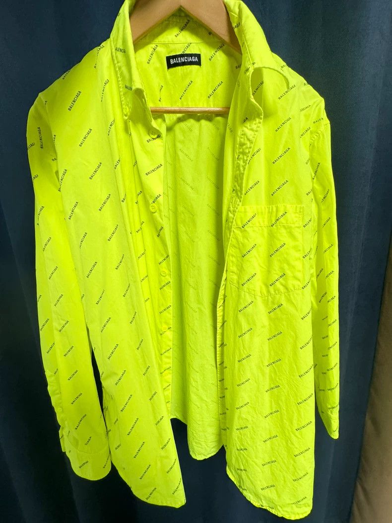 Balenciaga Balenciaga size 39 Shirt Fluorescent Yellow Letter Shirt Size US XXS / EU 40 - 1 Thumbnail