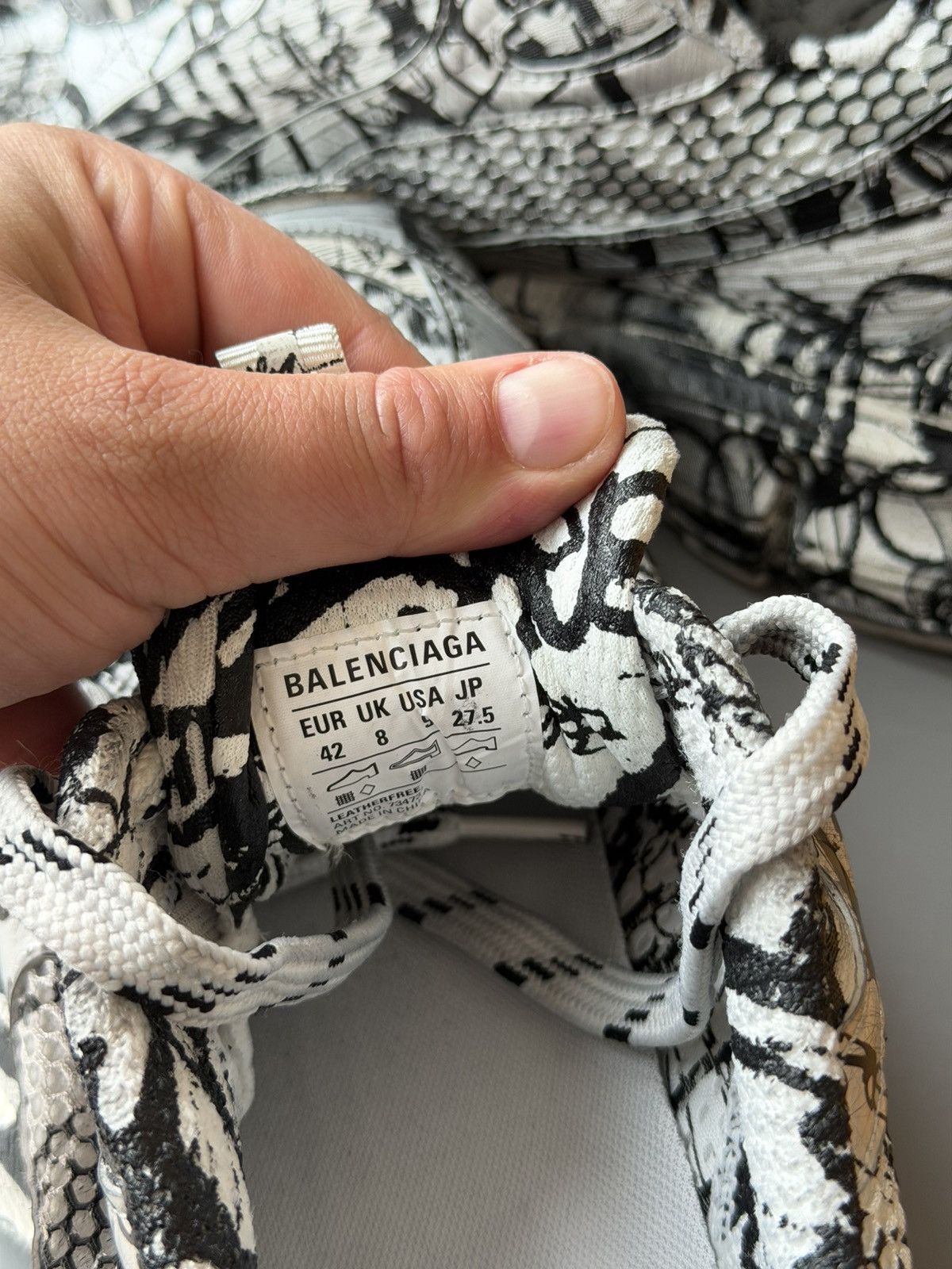 Balenciaga BALENCIAGA DEMNA SNEAKERS 3XL EXTREME GRAFFITI SIZE 42 Size US 8.5 / EU 41-42 - 7 Thumbnail