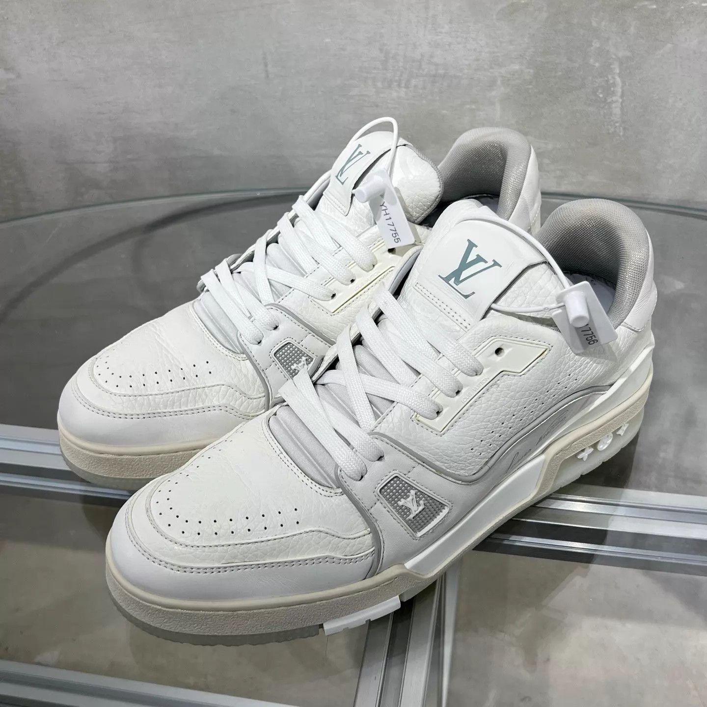 Louis Vuitton LV Trainer White Cement UK8/42 Size US 9 / EU 42 - 2 Thumbnail