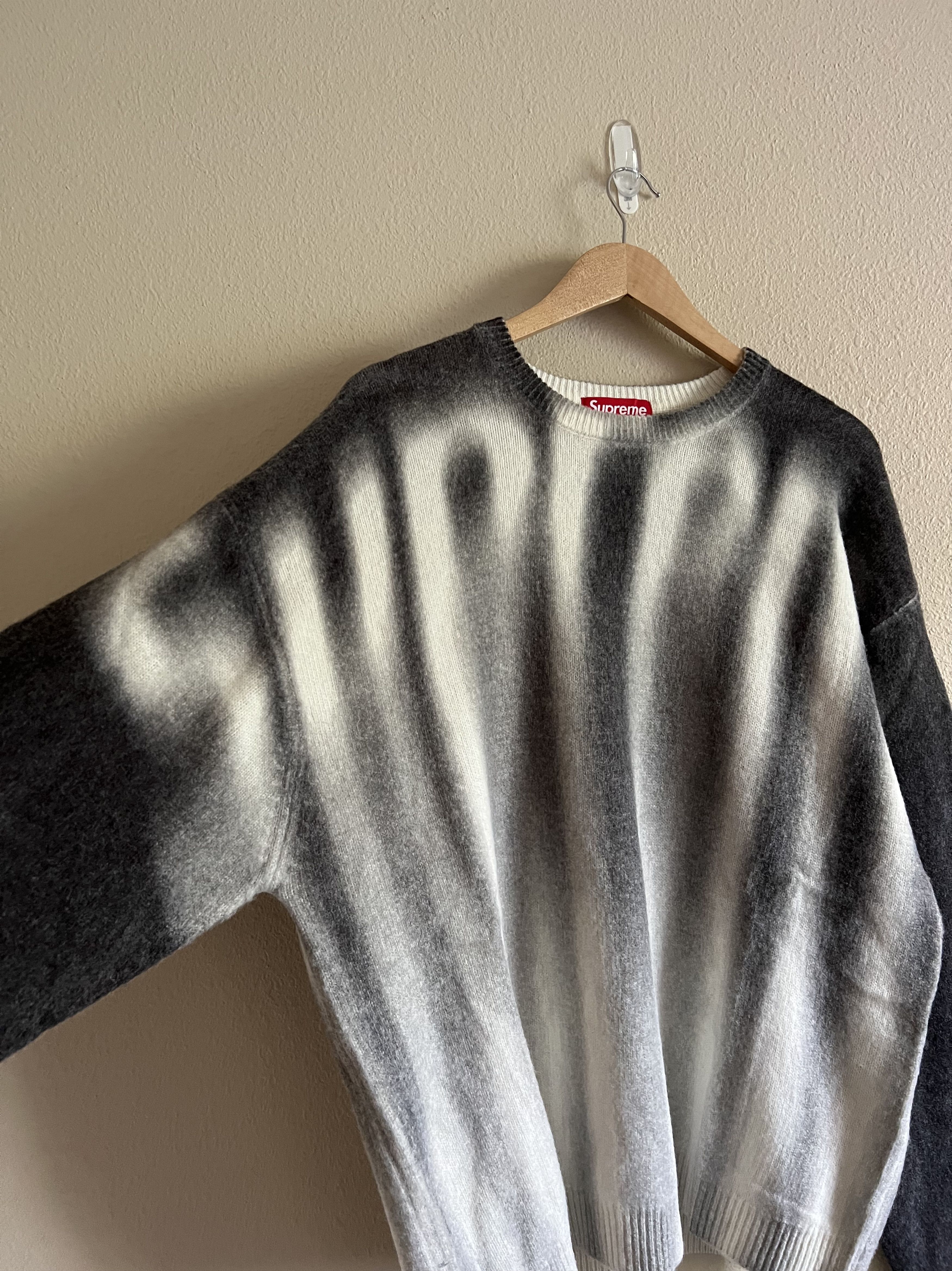 Supreme Supreme Blurred Logo Sweater in Black | Grailed