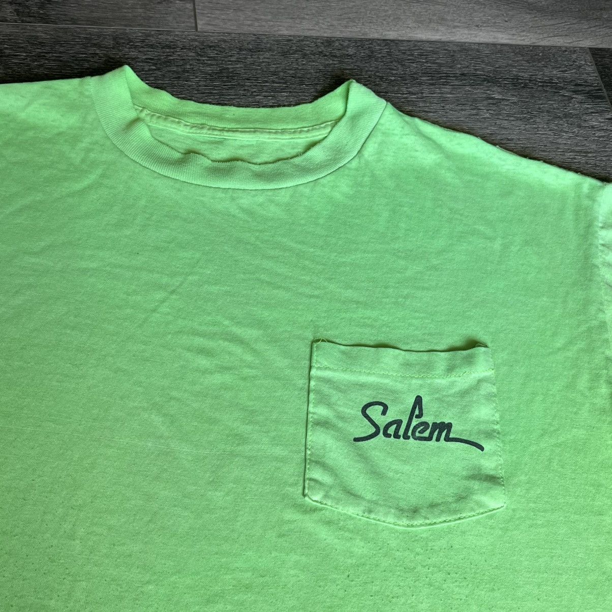 Vintage Vintage 90s Salem Cigarettes Fresh on the Scene Pocket Tee Size US XL / EU 56 / 4 - 6 Thumbnail