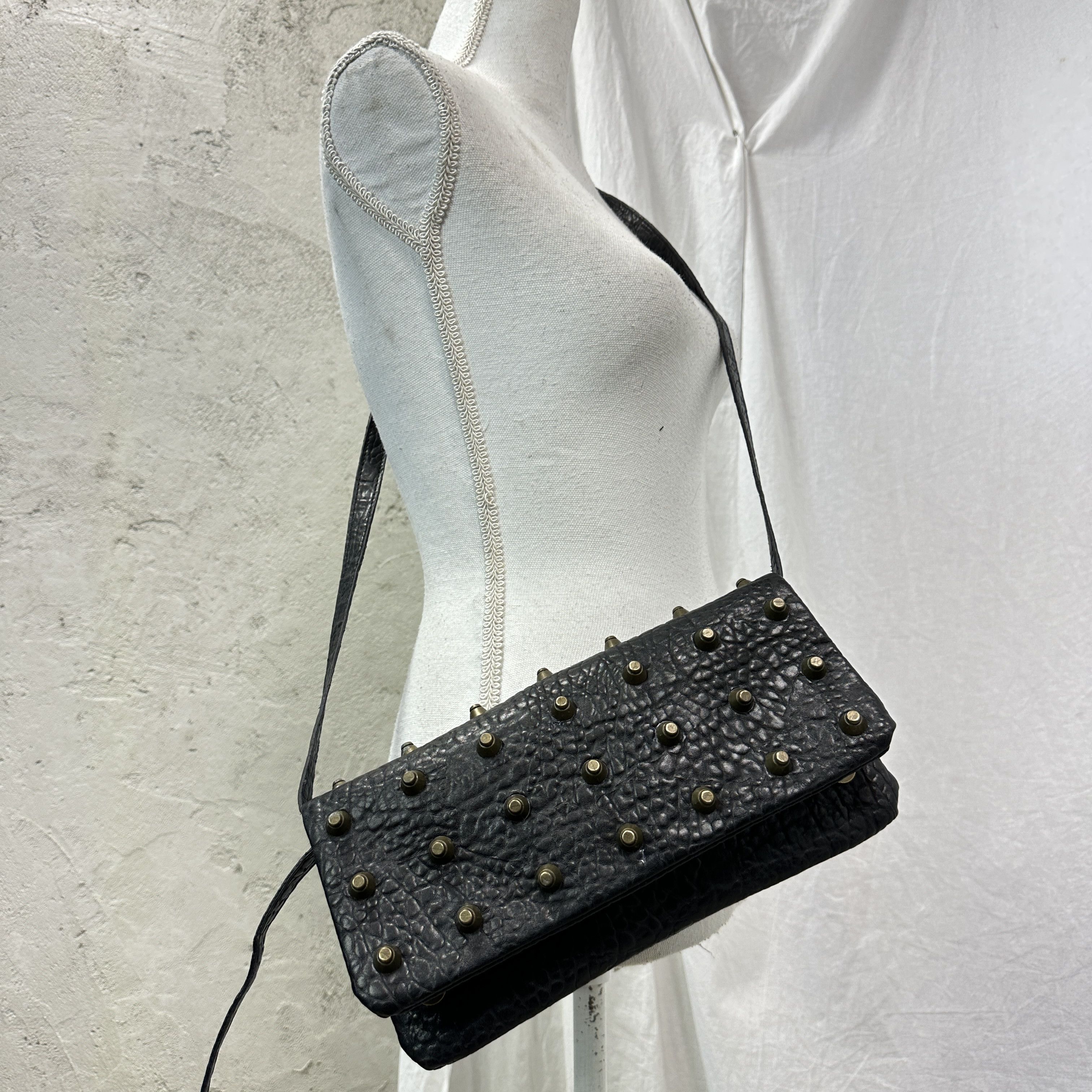Vintage Vintage Avant Garde Studded Spikes Grunge Clutch Bag 00s Size ONE SIZE - 5 Thumbnail