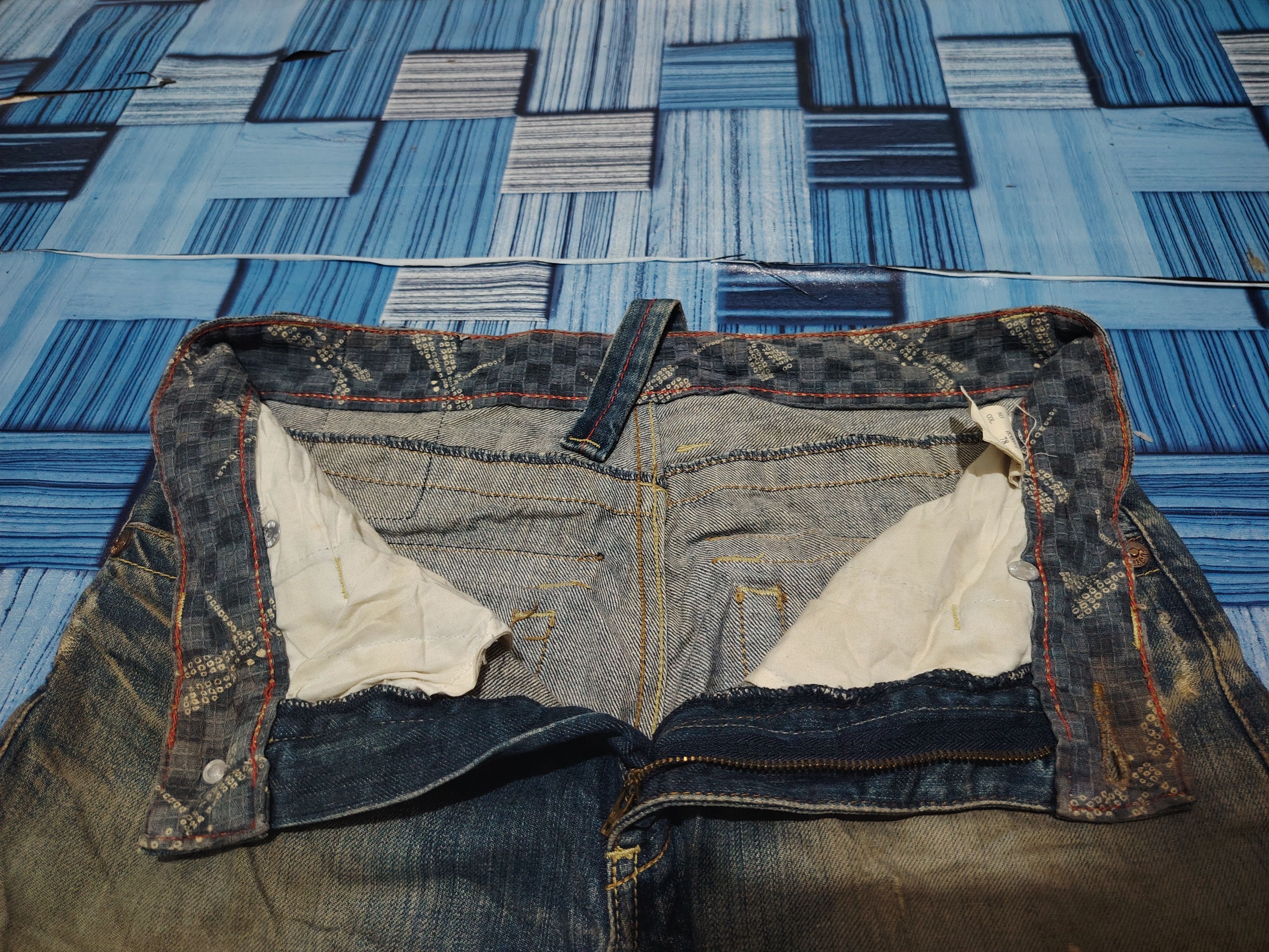 The GV Gallery Japanese Blue Way Distressed Jeans Size US 31 - 10 Thumbnail