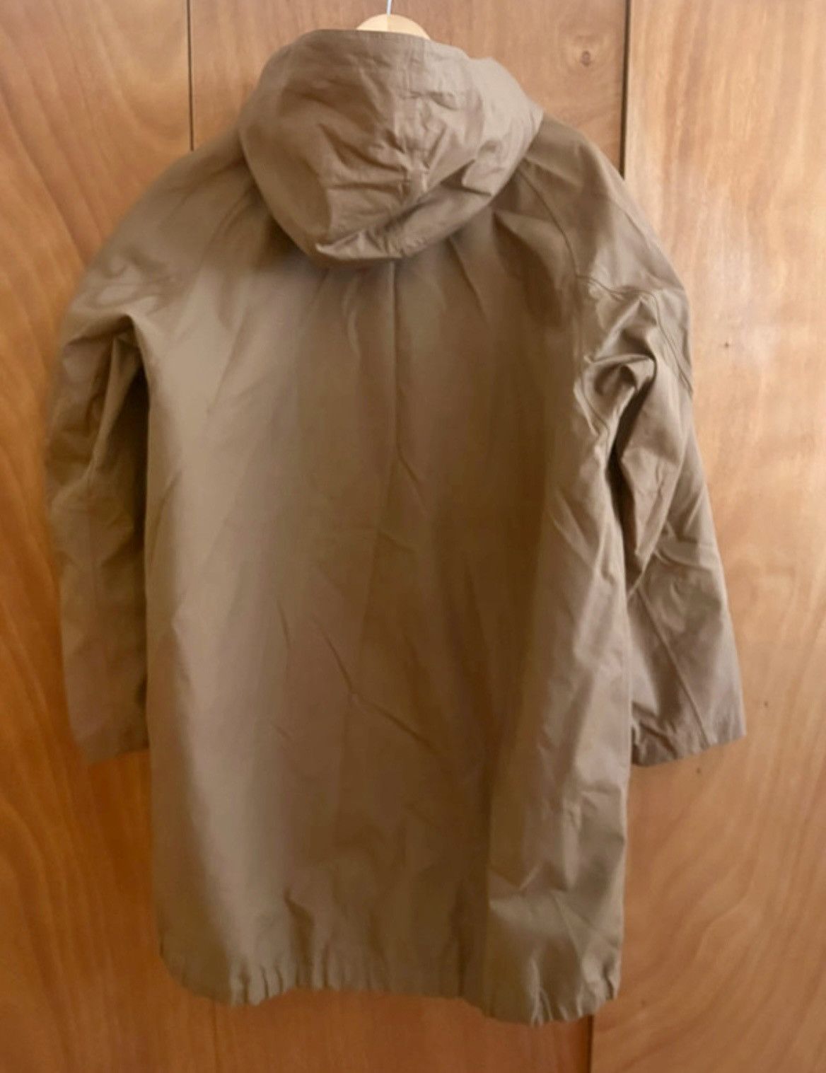 Lemaire × Uniqlo Uniqlo U Lemaire Oversized Shell Jacket Beige M Size US M / EU 48-50 / 2 - 8 Thumbnail