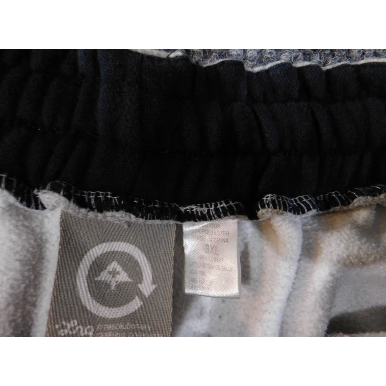 Vintage LRG Sweatpants Mens 3XL Grey Sweatpants Athletic Lounge Fleece Pockets Straight Regular Size Polyester Vintage No (adjust?) Size US 39 - 5 Thumbnail