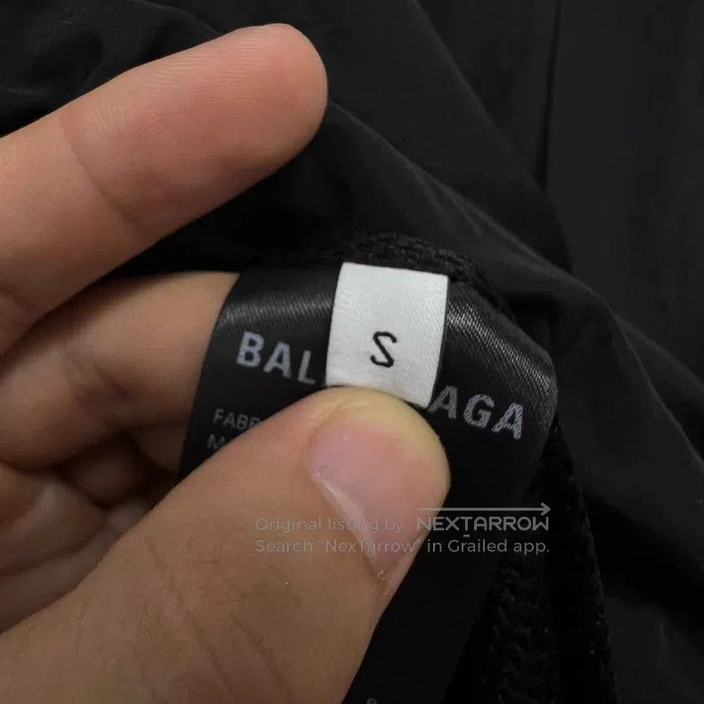 Balenciaga Balenciaga Fake Two-Piece 3B Embroidered Windbreaker Jacke Size US S / EU 44-46 / 1 - 5 Thumbnail