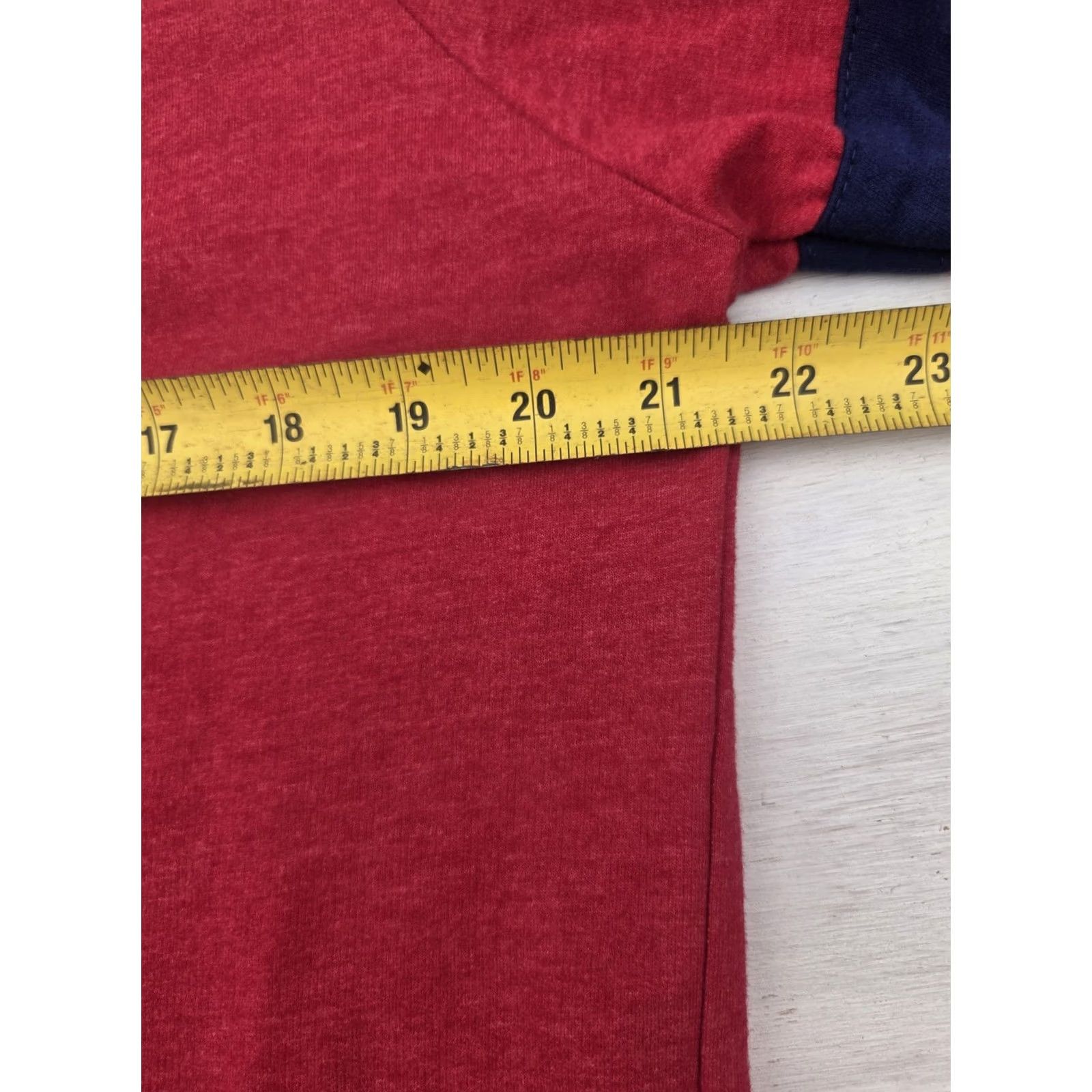 DC Comics DC Comics Wonder Woman Shirt Long Sleeve Womens 2XL Red Solid Logo Pullover Casual Regular Size Type T-Shirt Size XXL / US 16-18 / IT 52-54 - 5 Thumbnail