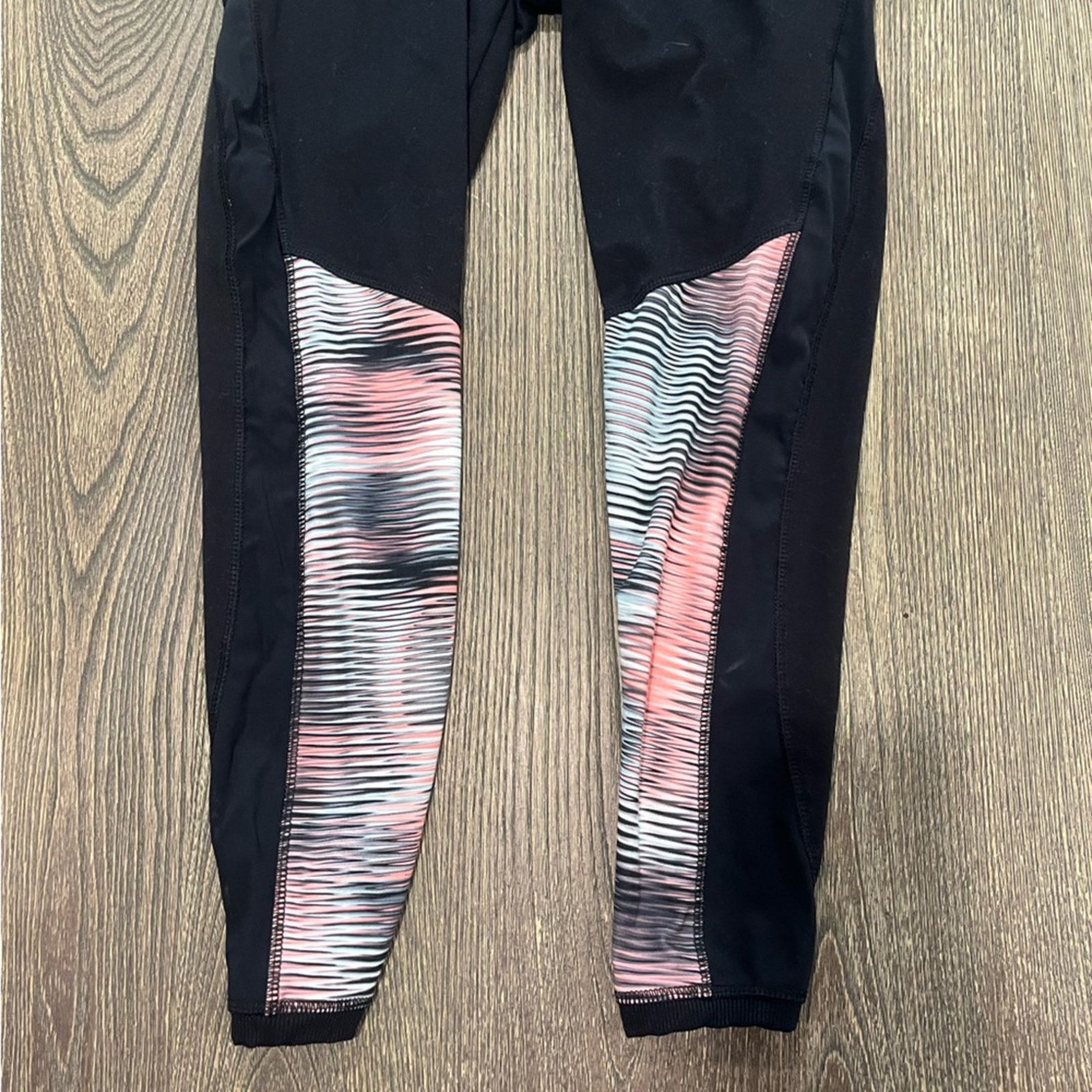 Bally Bally Total Fitness Leggings 7/8 Cropped Yoga Gym Black Size 28" / US 6 / IT 42 - 2 Thumbnail