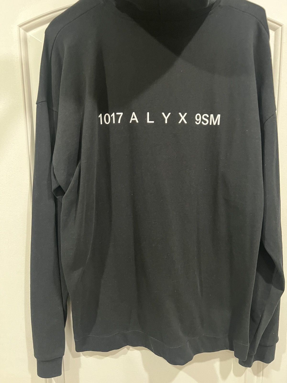 1017 ALYX 9SM 1017 ALYX 9SM Size US S / EU 44-46 / 1 - 3 Thumbnail