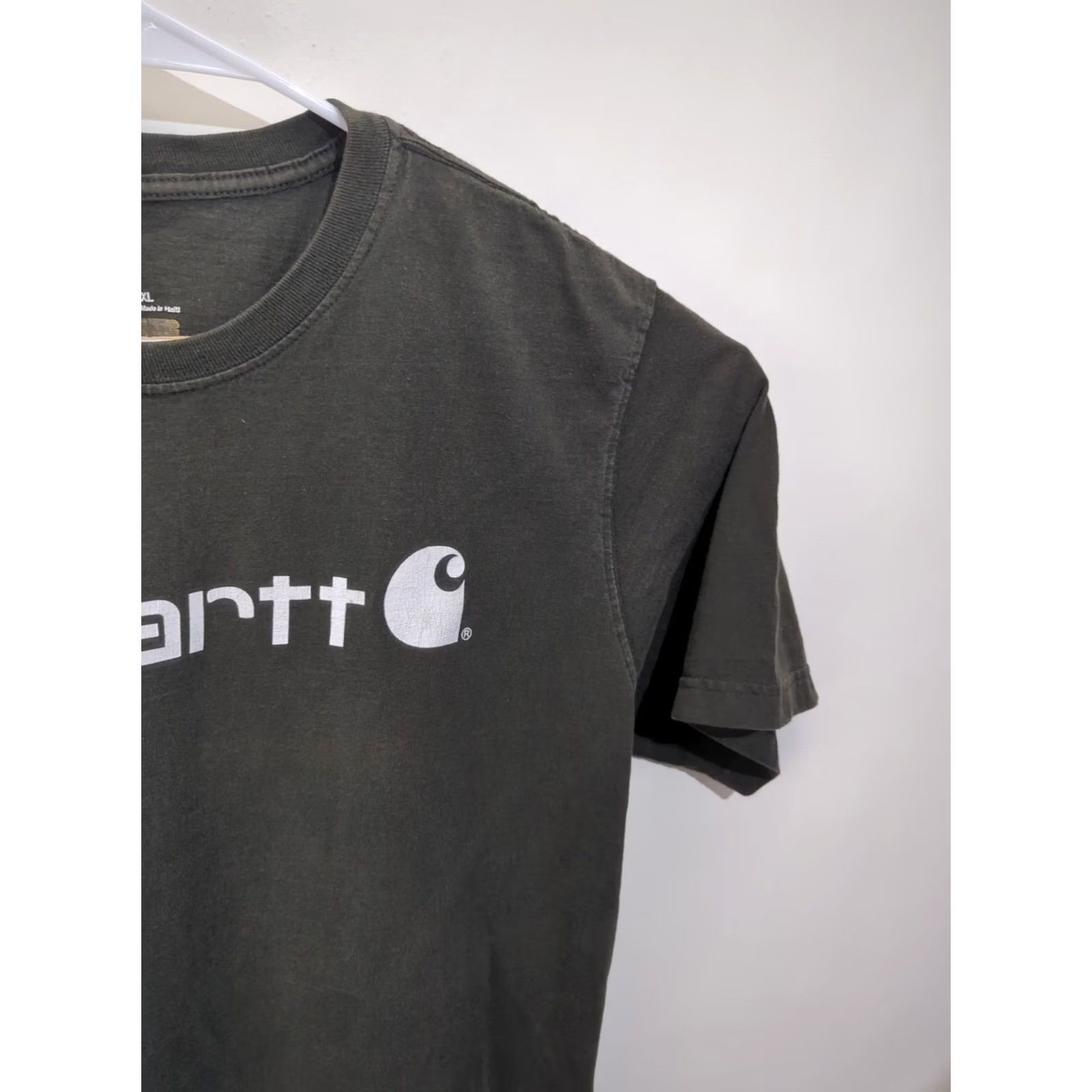 Carhartt Carhartt Mens XL Black Original Fit Short Sleeve T-Shirt Spell Out Logo Faded Size US XL / EU 56 / 4 - 7 Thumbnail