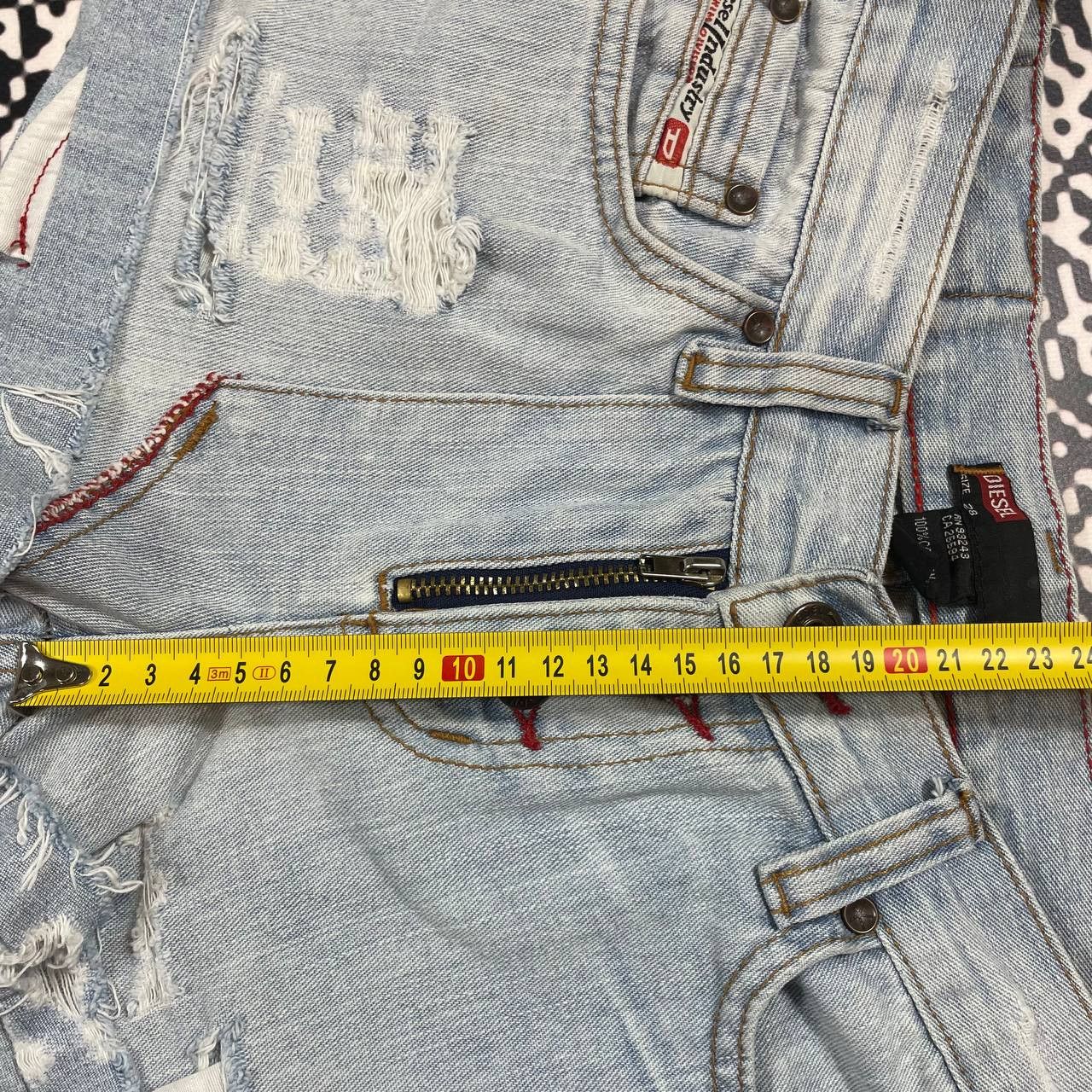 Diesel Vintage Y2K Diesel Distressed Style Mini Shorts 90s Style Size 28" / US 6 / IT 42 - 13 Thumbnail