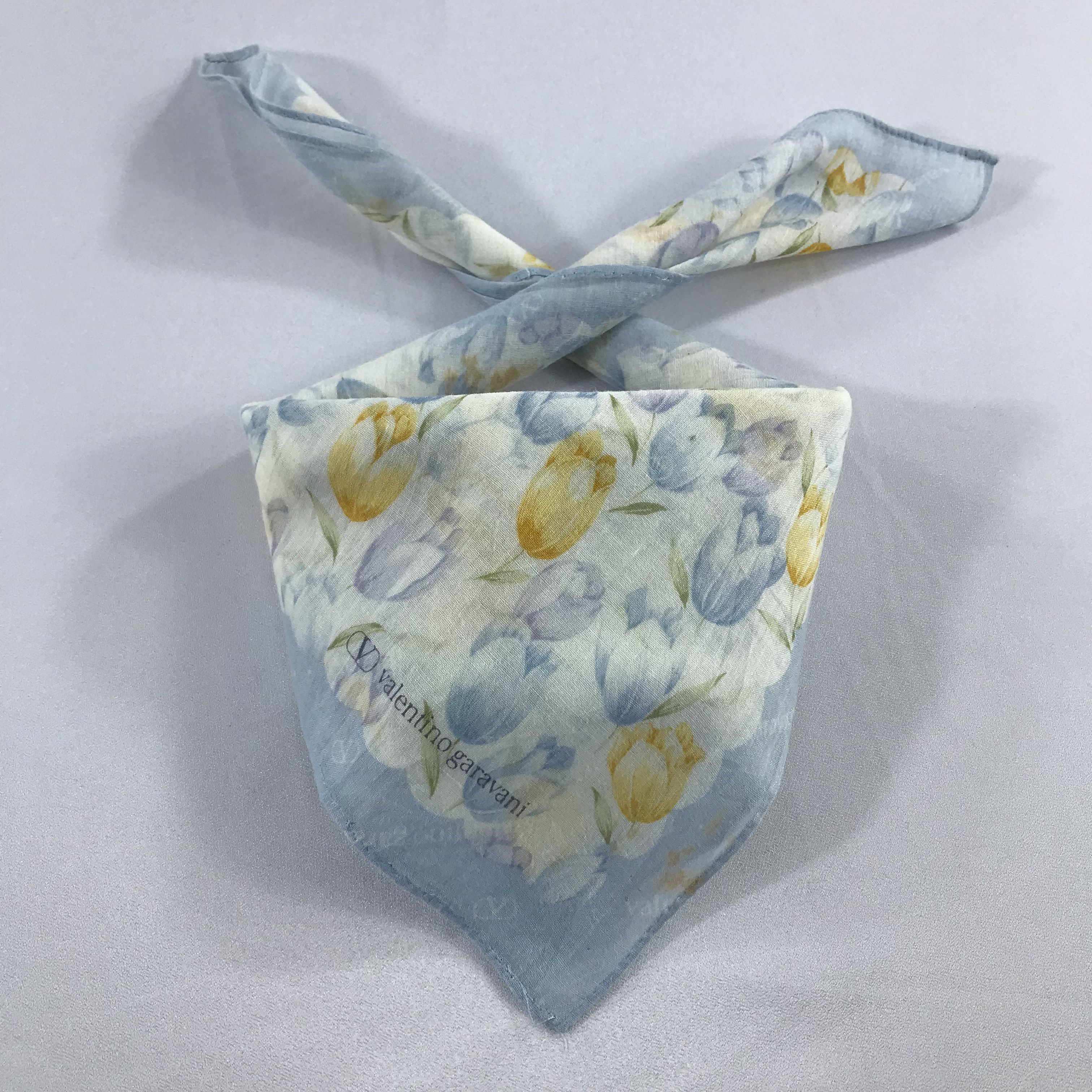 Valentino × Vintage Valentino Garavani Bandana / Handkerchief/Neckerchief -S2244 Size ONE SIZE - 3 Thumbnail