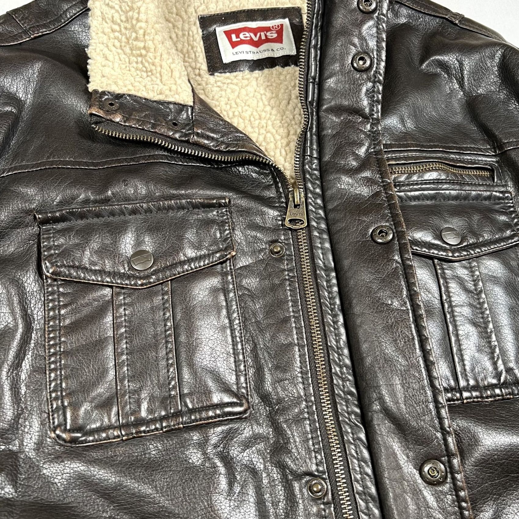 Vintage VINTAGE Levis Jacket Mens Brown Faux Leather Sherpa Lined Full Zip Coat Medium Size US M / EU 48-50 / 2 - 6 Thumbnail