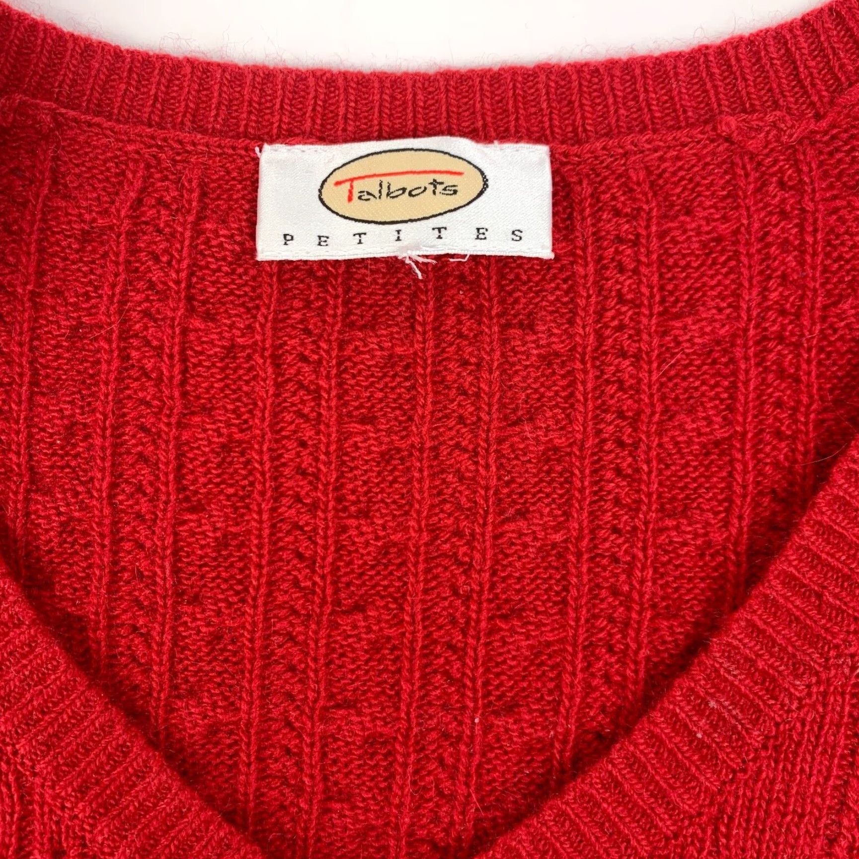 Talbots VINTAGE Talbots Petites Red Cable-Knit V-Neck Sweater Lambswool Blend Large XL Pullover Women Girls Mens? Size XL / US 12-14 / IT 48-50 - 4 Thumbnail