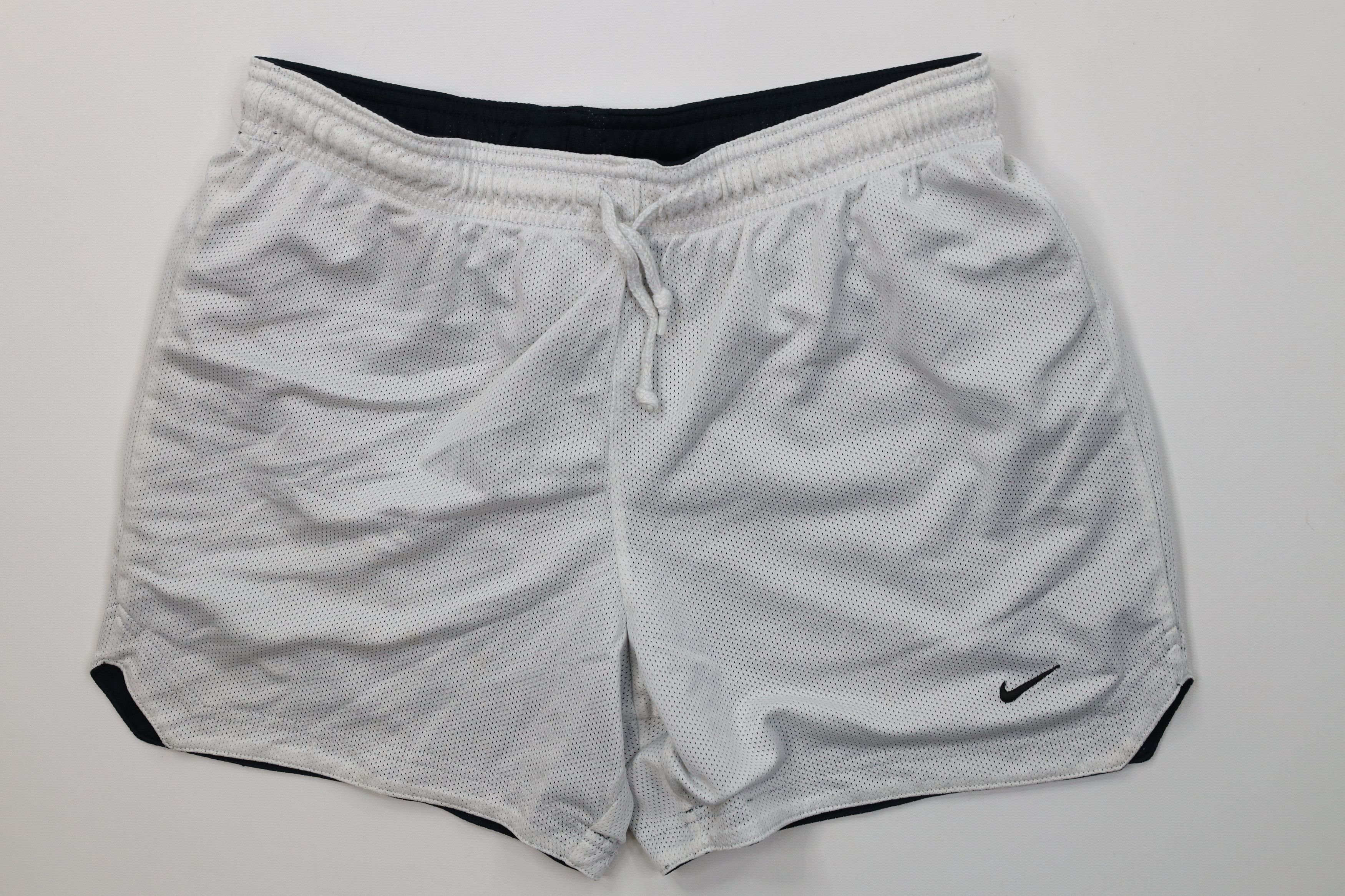 Nike Vintage Nike Reversible Mini Swoosh Running Soccer Shorts Size 28" / US 6 / IT 42 - 1 Thumbnail
