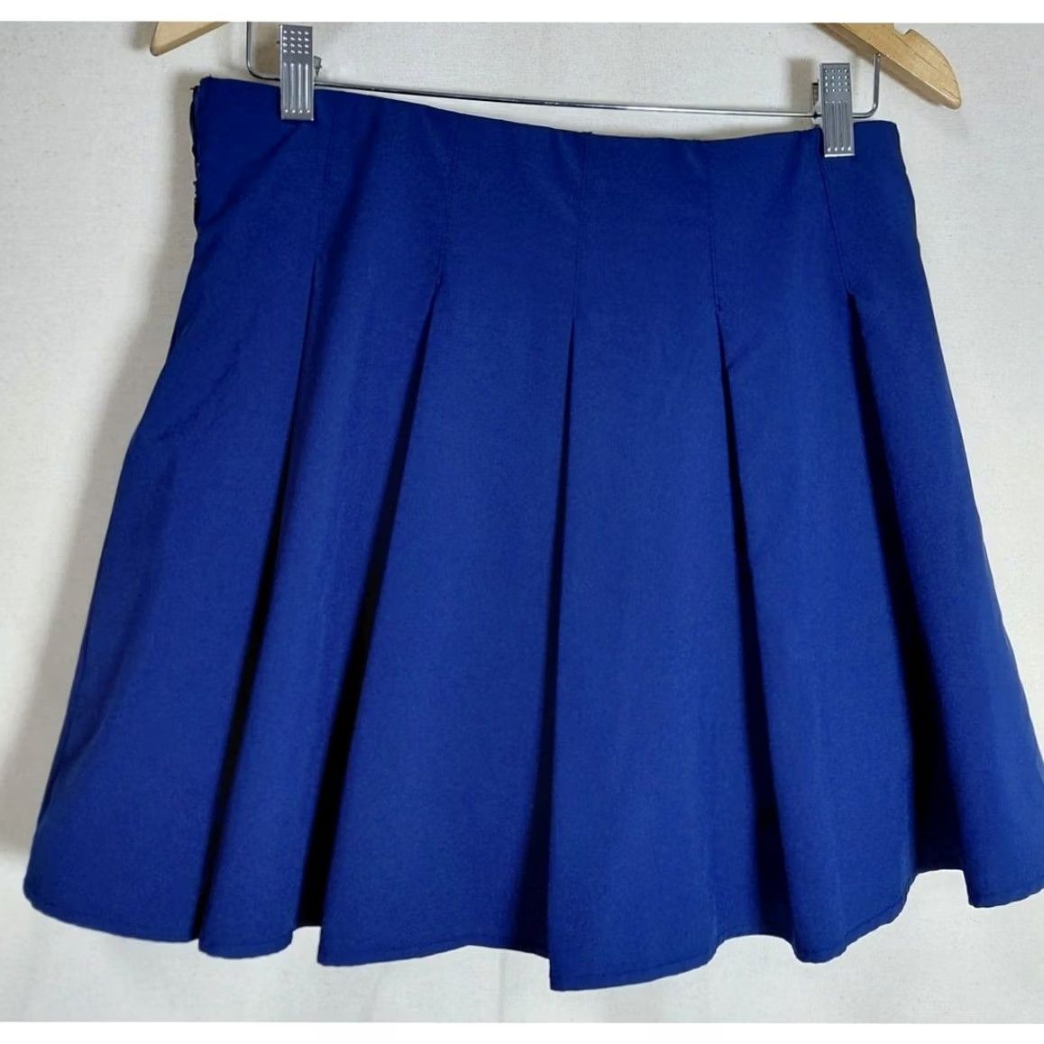 J.Crew J.Crew Blue Pleated Skirt Solid Women Size M Skort Short Spring Summer Size 32" / US 10 / IT 46 - 2 Thumbnail