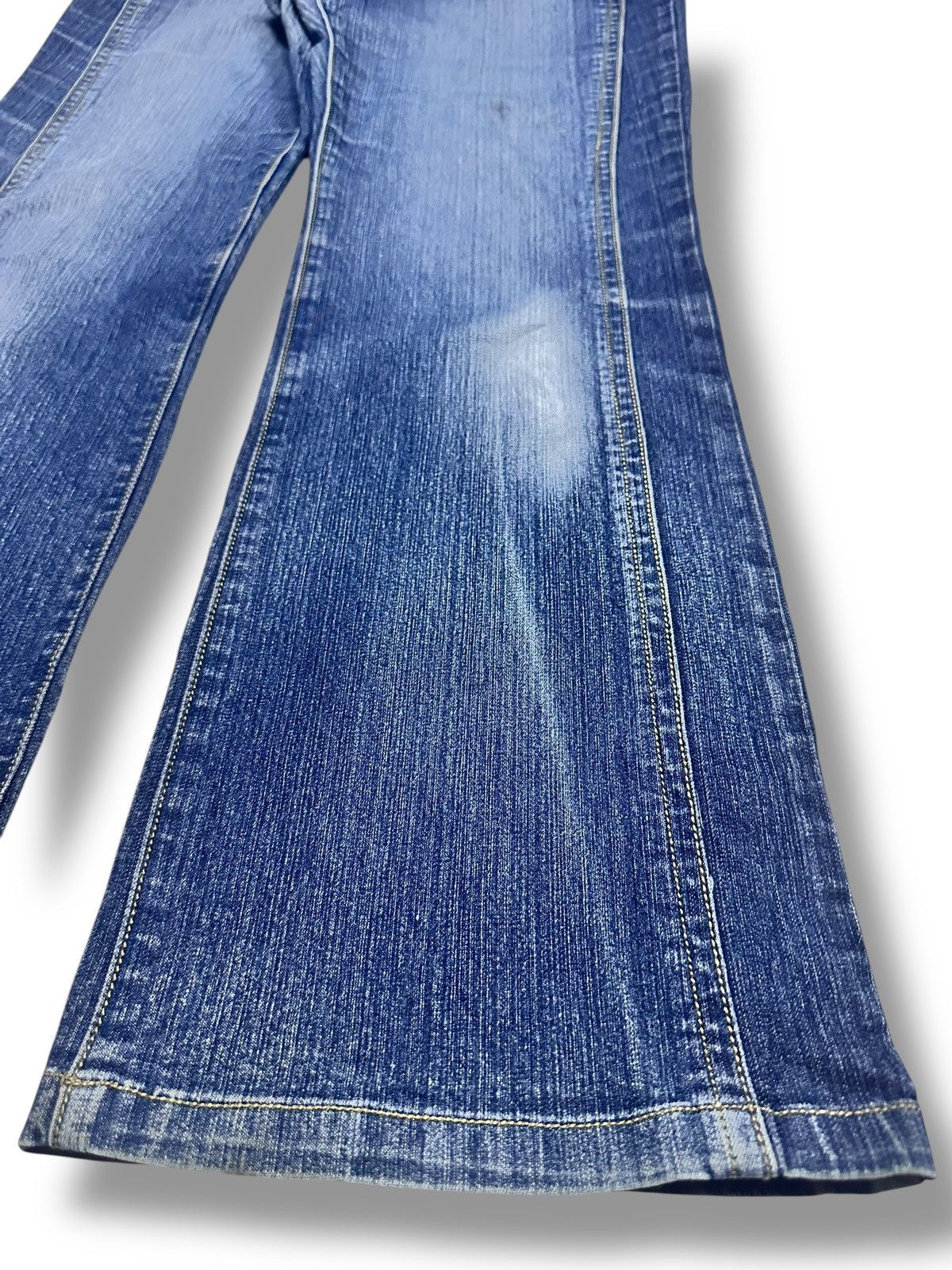 Japanese Brand Bootcut Style With Faded Wash and Thunder Striked Size US 28 / EU 44 - 8 Thumbnail