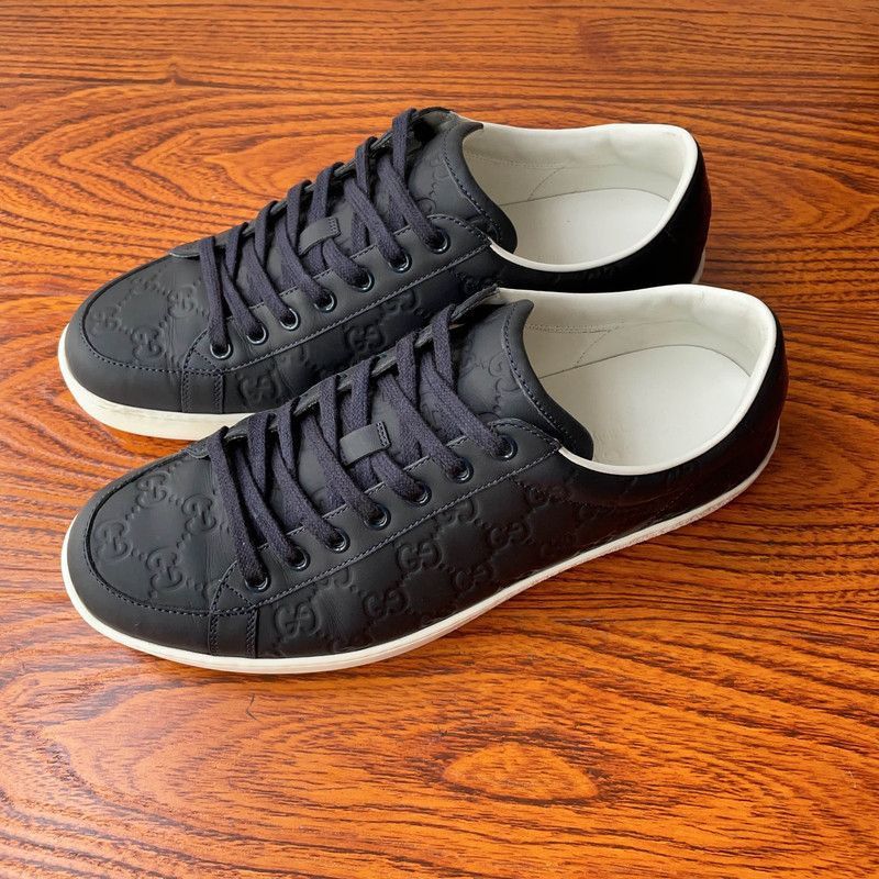 Gucci Gucci Low-Top Leather Sneakers in Blue - Size US 9.5 / EU 42-43 - 1 Thumbnail