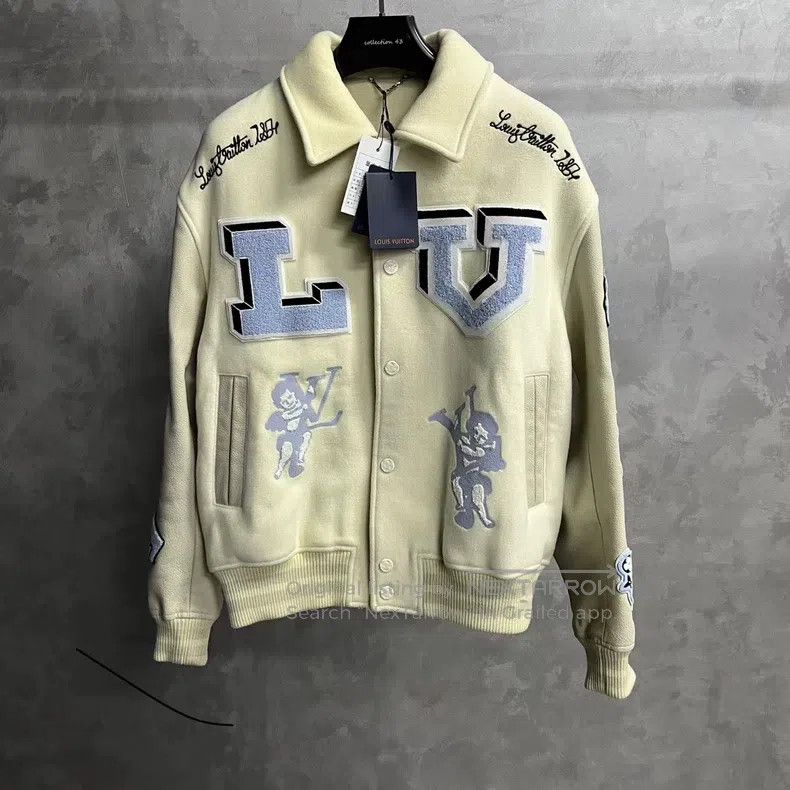 Louis Vuitton Louis Vuitton White Contrasting Patchwork Lettered Cartoon Size US L / EU 52-54 / 3 - 1 Thumbnail