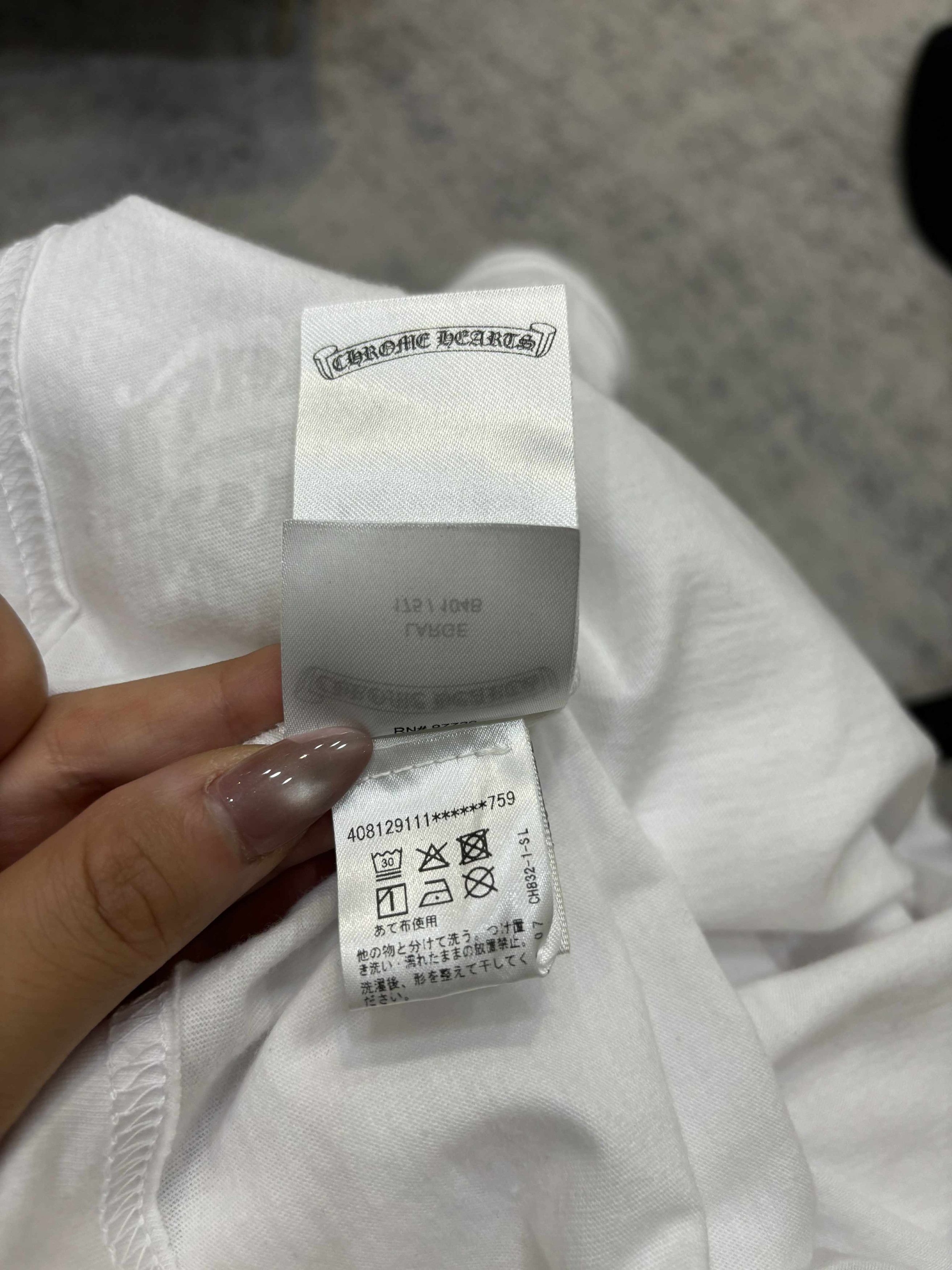 Chrome Hearts CHROME HEARTS Scroll Logo T Shirt WHITE Size US L / EU 52-54 / 3 - 10 Thumbnail