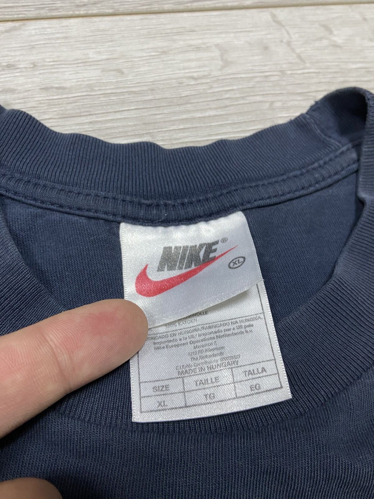 Nike Nike air 1990 vintage big swoosh logo t-shirt Size US XL / EU 56 / 4 - 4 Thumbnail