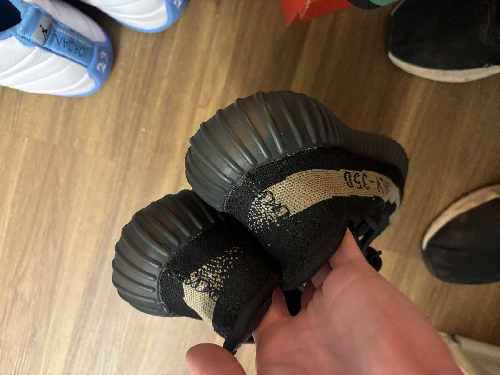 Yeezy Adidas Yeezy Boost 350 V2 Green Size US 7 / EU 40 - 4 Thumbnail