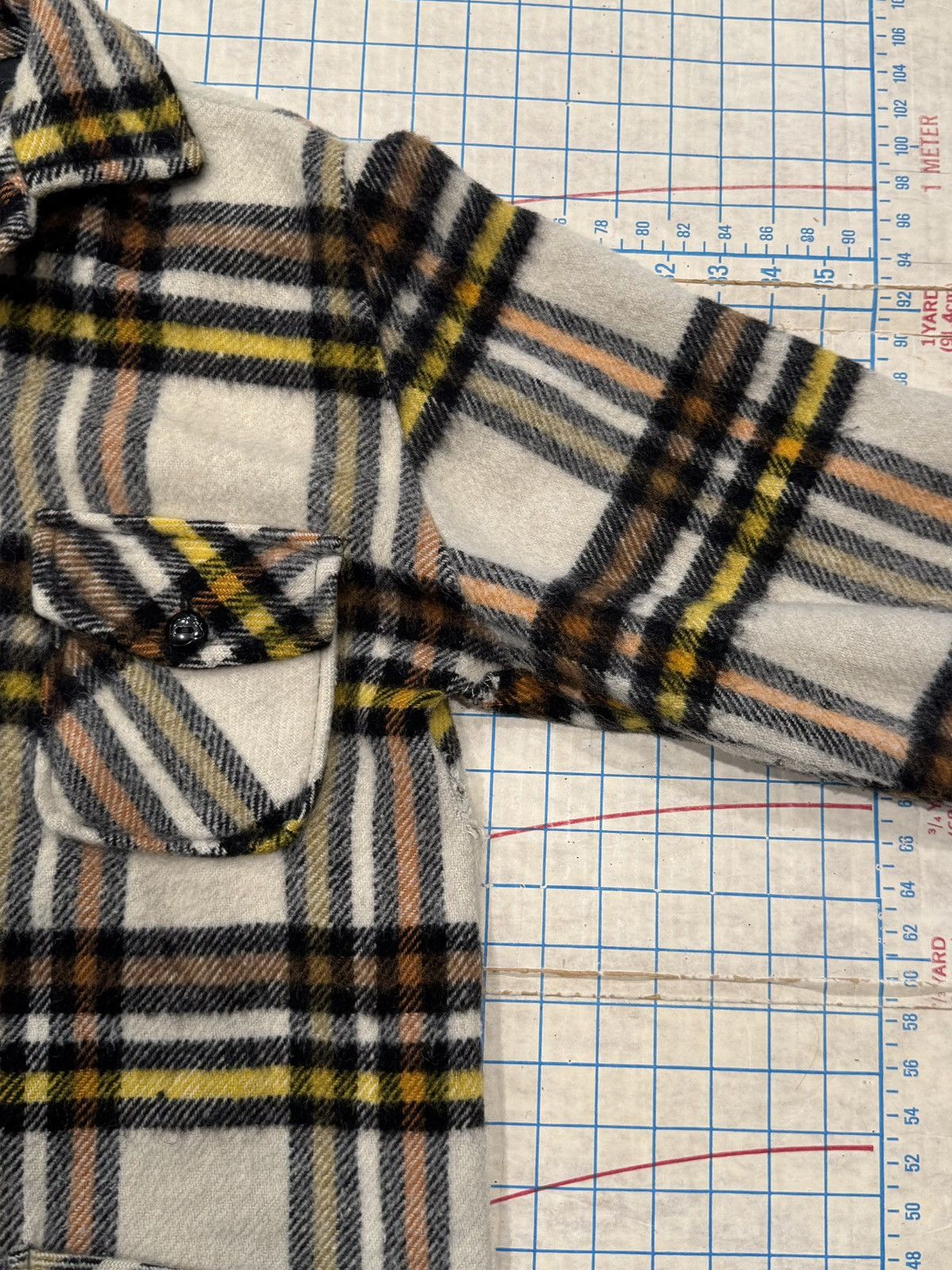 Vintage Vintage Canadian Camper Coat Bell Shirts Wool / Mohair Coat Size US M / EU 48-50 / 2 - 5 Thumbnail