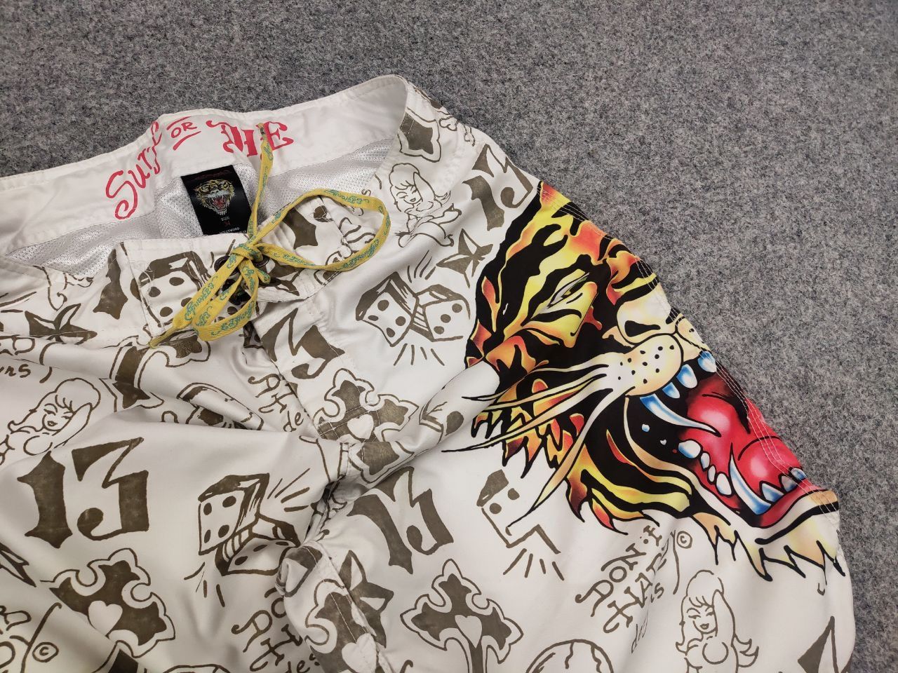 Ed Hardy Vintage Ed Hardy Los Angeles Tattoo Casual Shorts Y2K Style Size US 34 / EU 50 - 10 Thumbnail