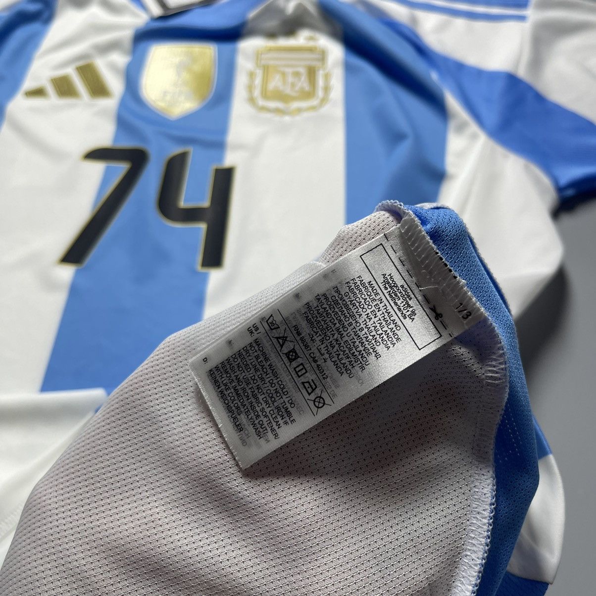 Adidas ARGENTINA ADIDAS 2024 FOOTBALL SOCCER HOME JERSEY Size US XL / EU 56 / 4 - 7 Thumbnail