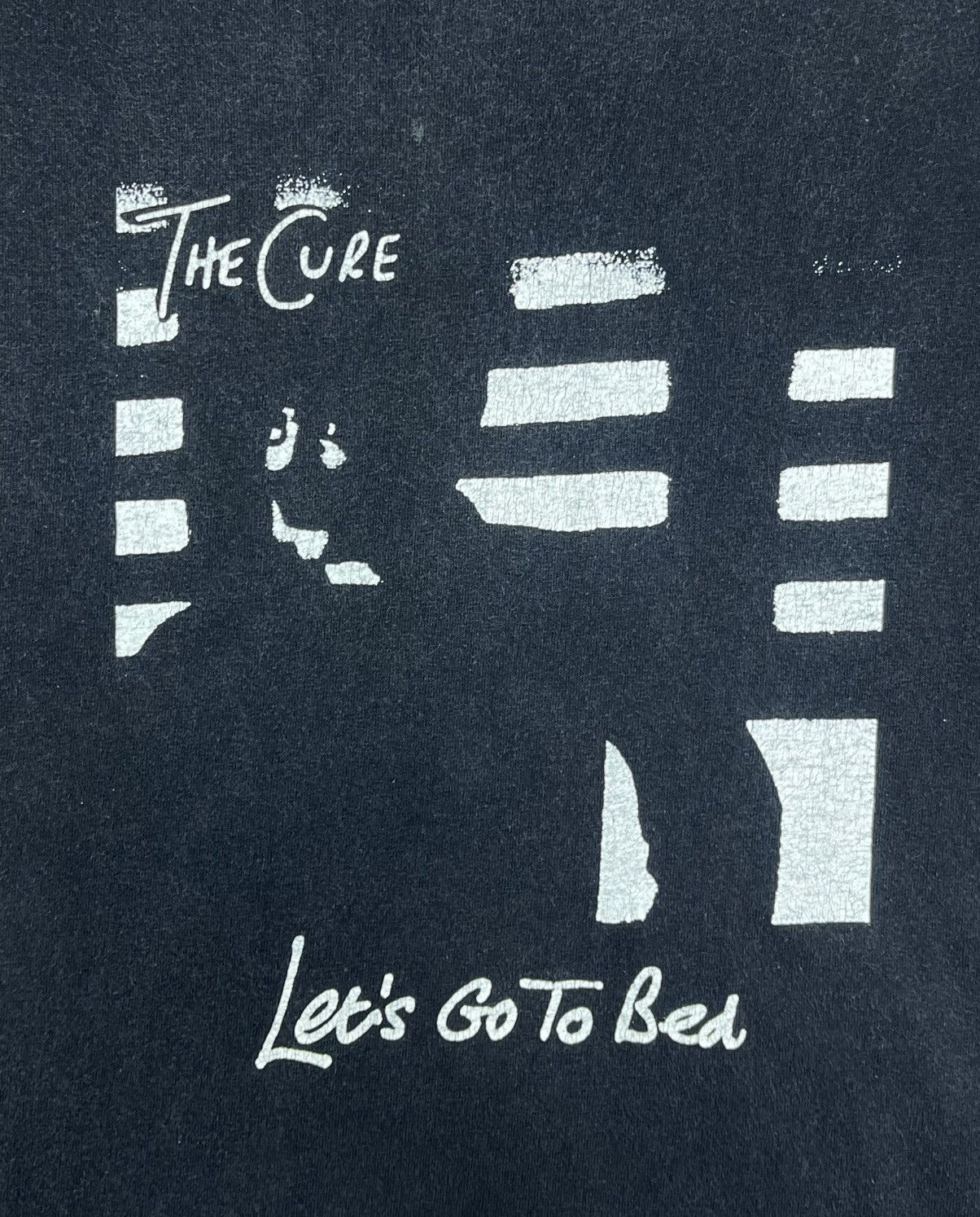 The Cure VINTAGE THE CURE “Let’s Go To Bed” Tee Size US XL / EU 56 / 4 - 1 Thumbnail