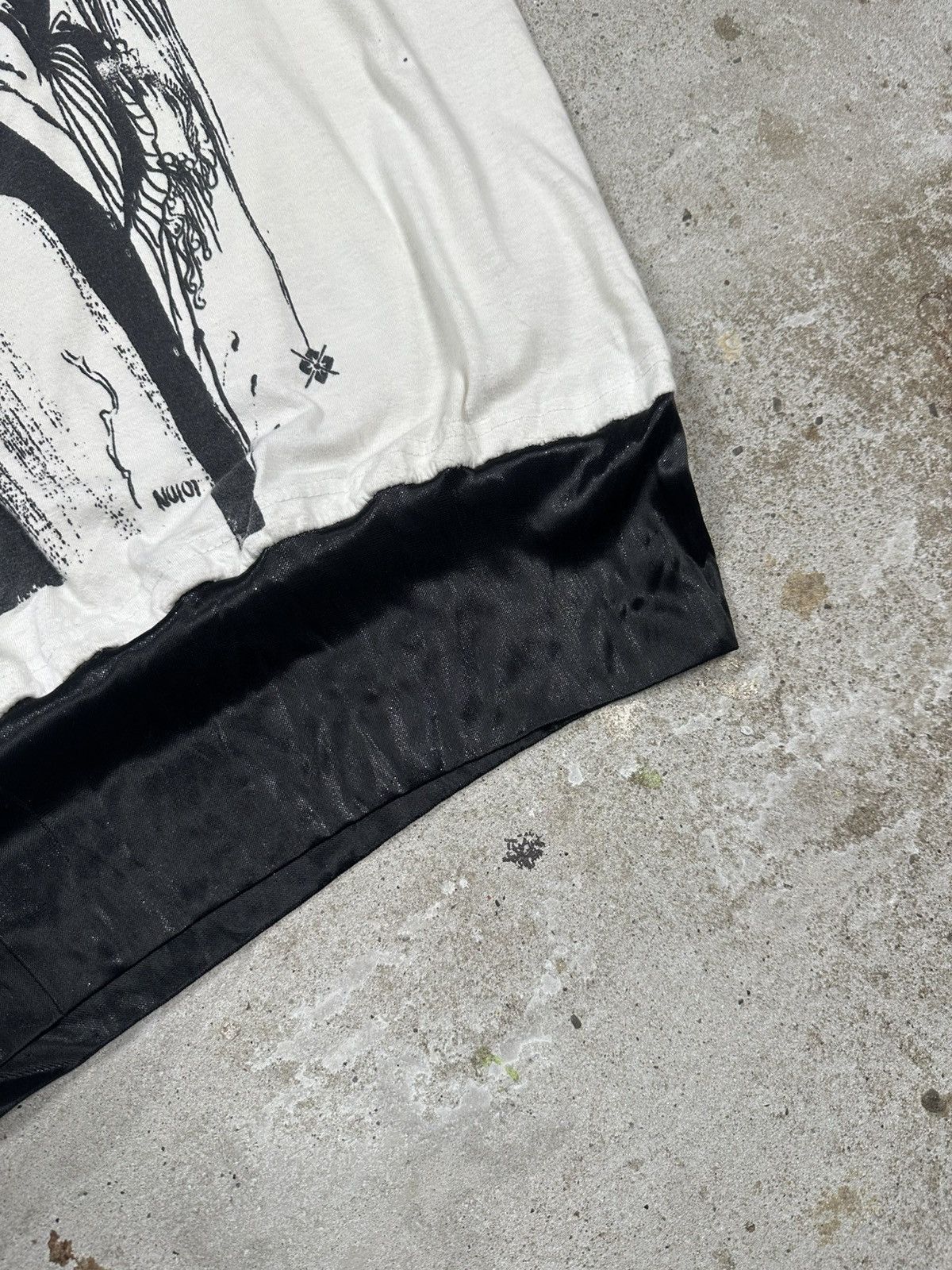 Japanese Brand × Vintage Vintage Y2K Japanese Brand Archive Women Face Tee Size US L / EU 52-54 / 3 - 3 Thumbnail