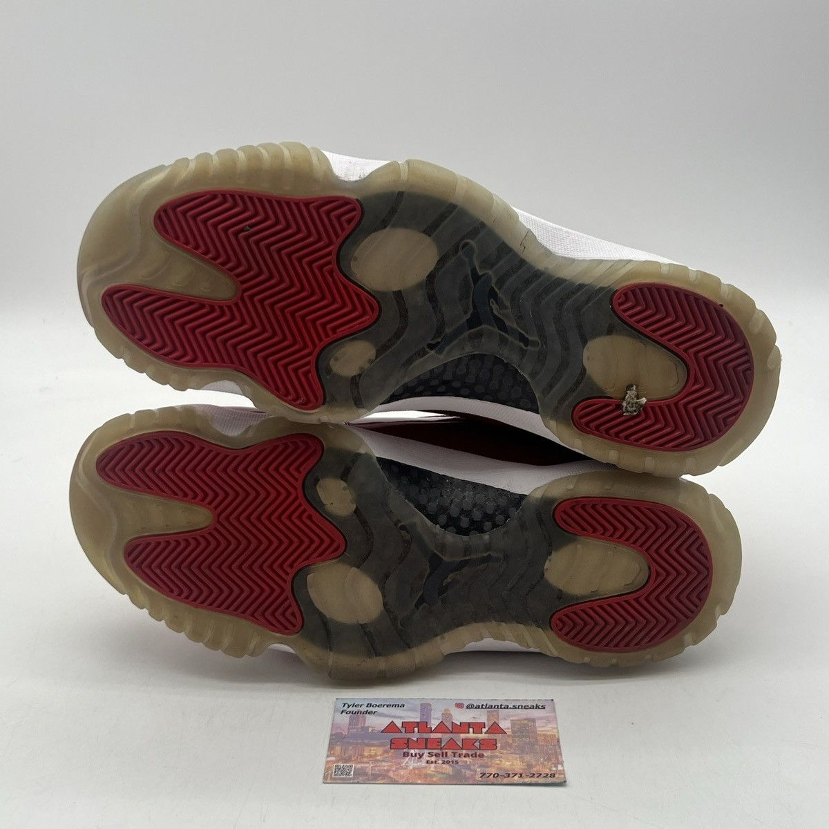 Jordan Brand Air Jordan 11 win like 96 Size US 8 / EU 41 - 7 Thumbnail