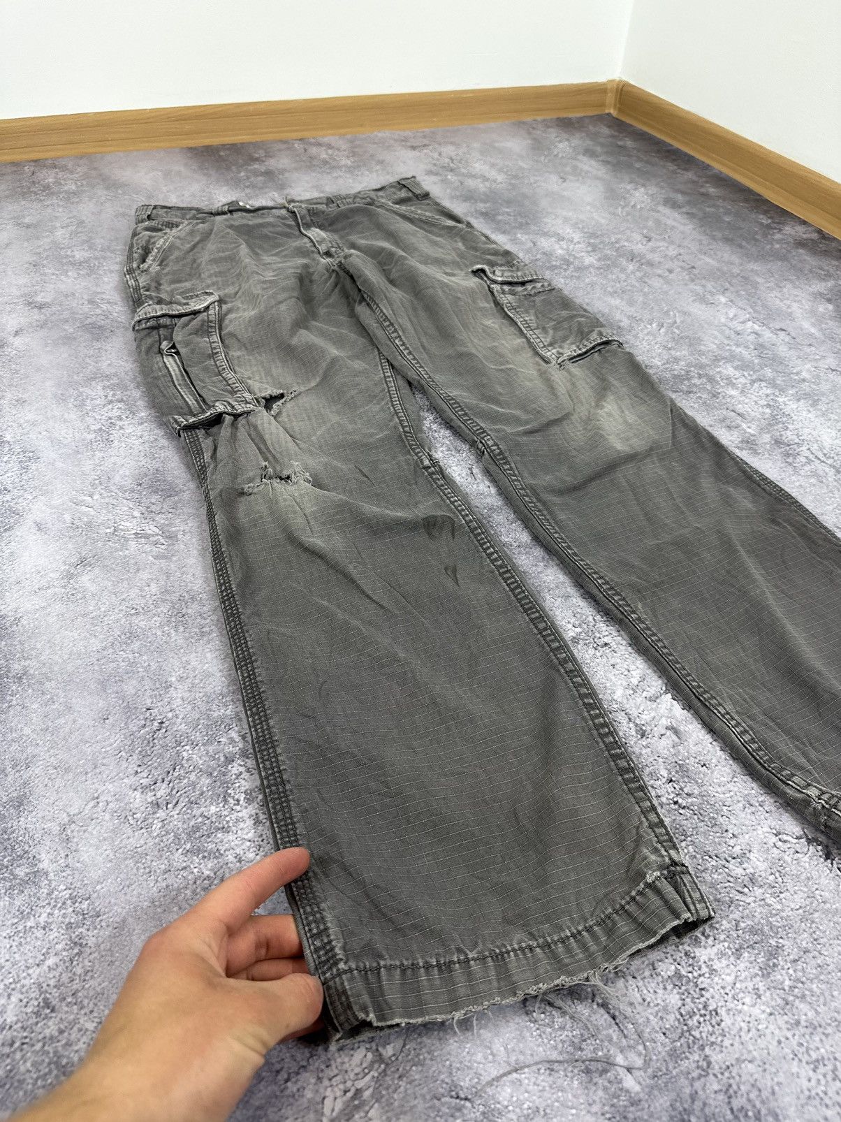 Carhartt Vintage Carhartt Distressed Cargo Opium Faded USA Work Pants Size US 32 / EU 48 - 11 Thumbnail
