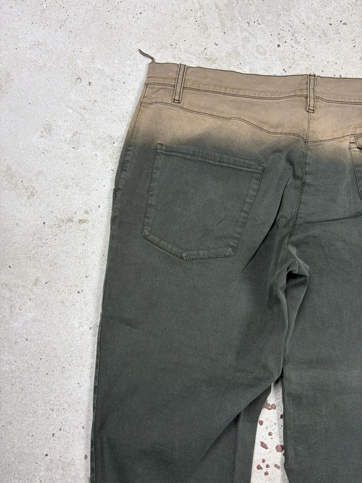 Prada SS 2004 Prada Cropped Ombre Bleached Trosuers Pants Capri Size 32" / US 10 / IT 46 - 16 Thumbnail